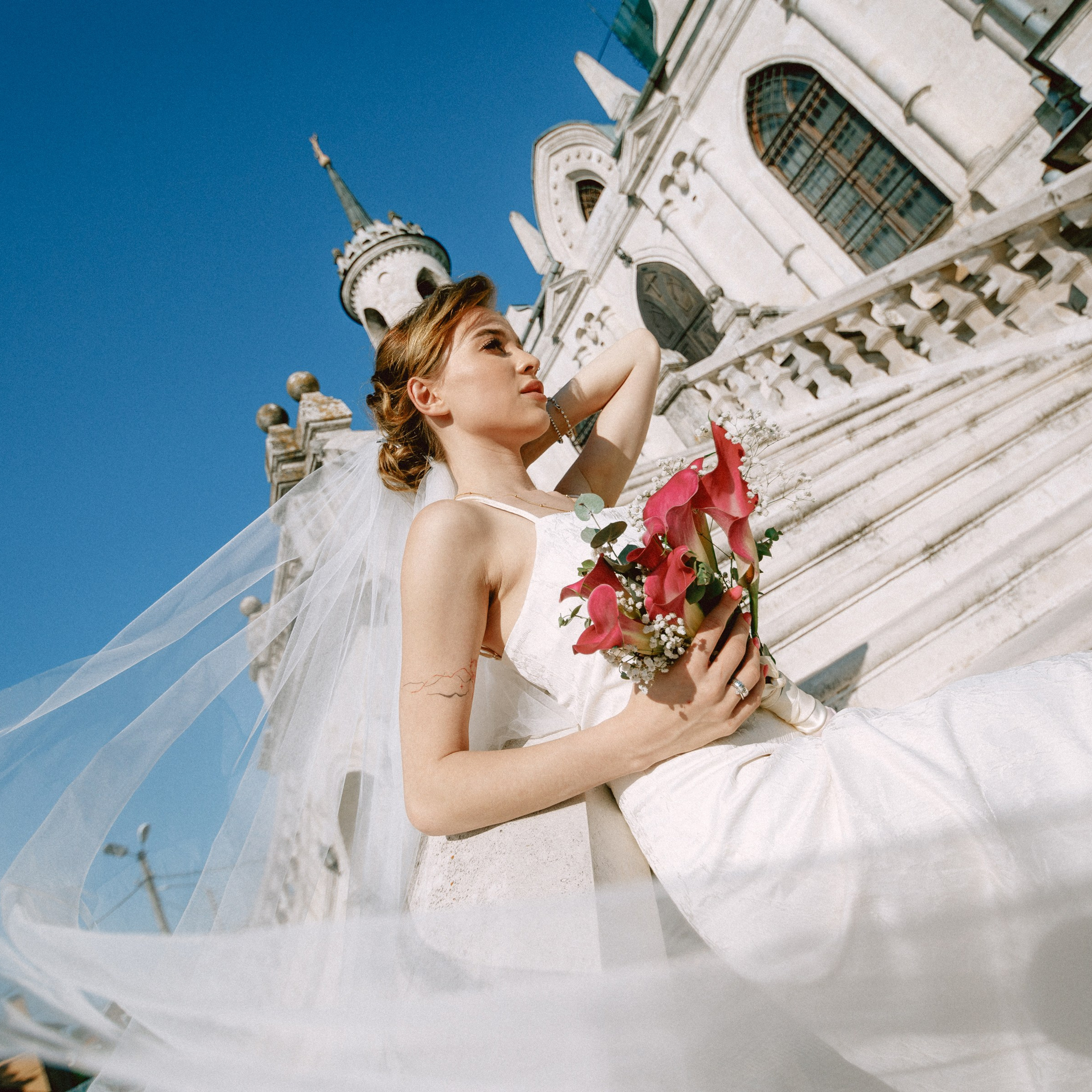 SCARO & YANAANII. EFIMOV IN SPACE — свадебный фотограф