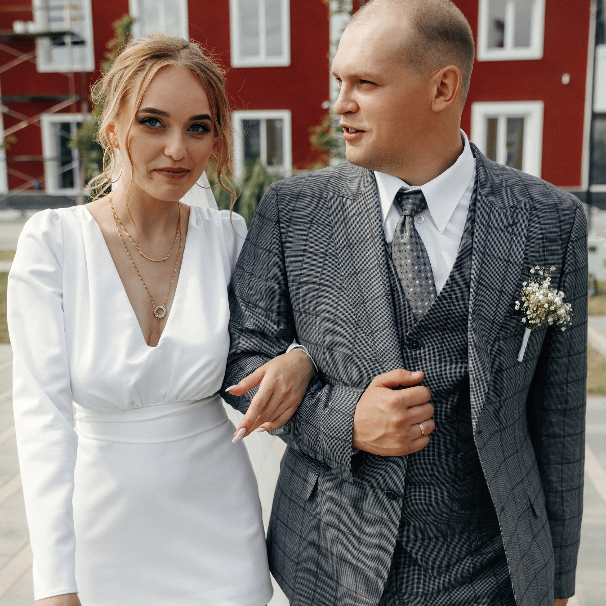 SHEBEKINO. EFIMOV IN SPACE — свадебный фотограф