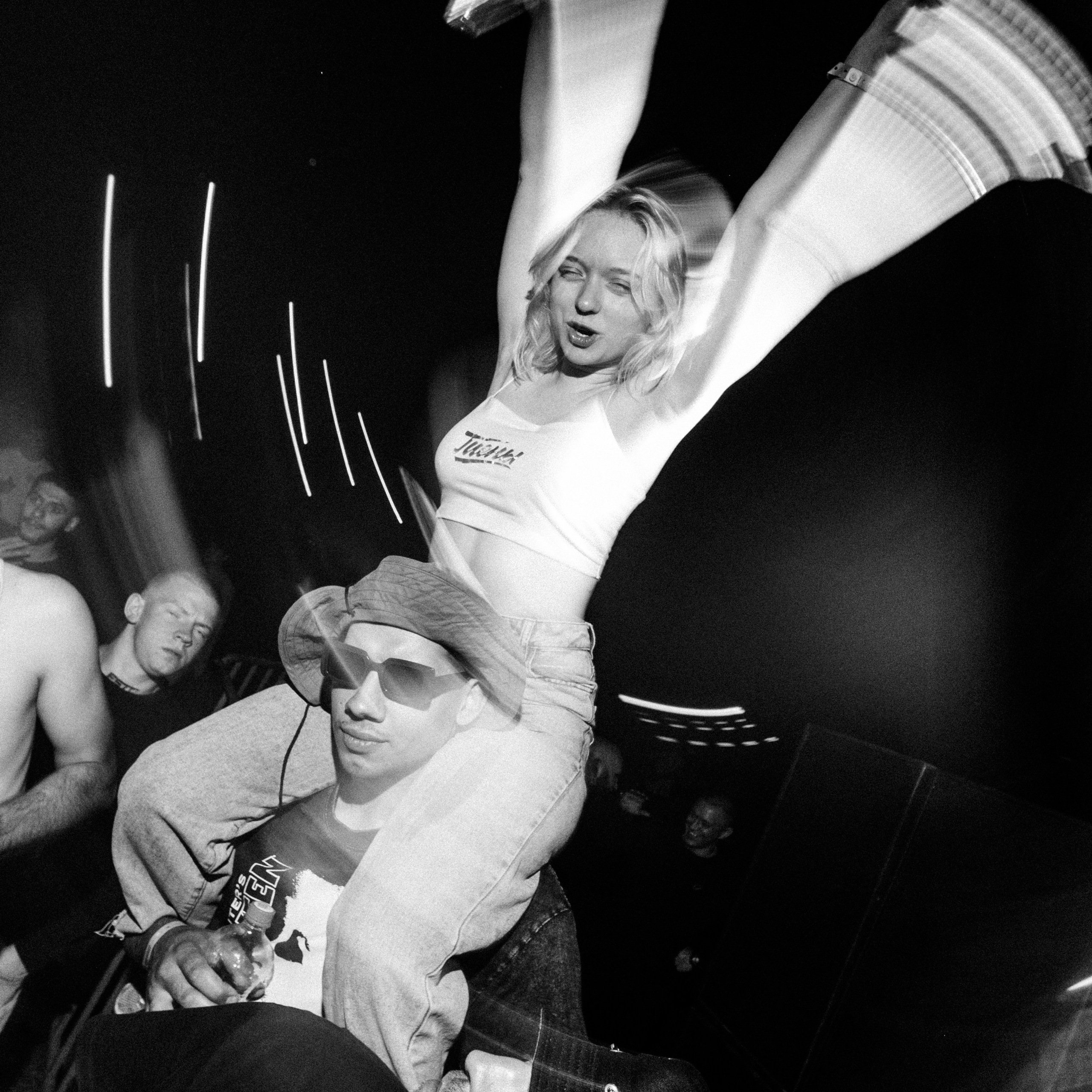 ESTC. EFIMOV IN SPACE — свадебный фотограф