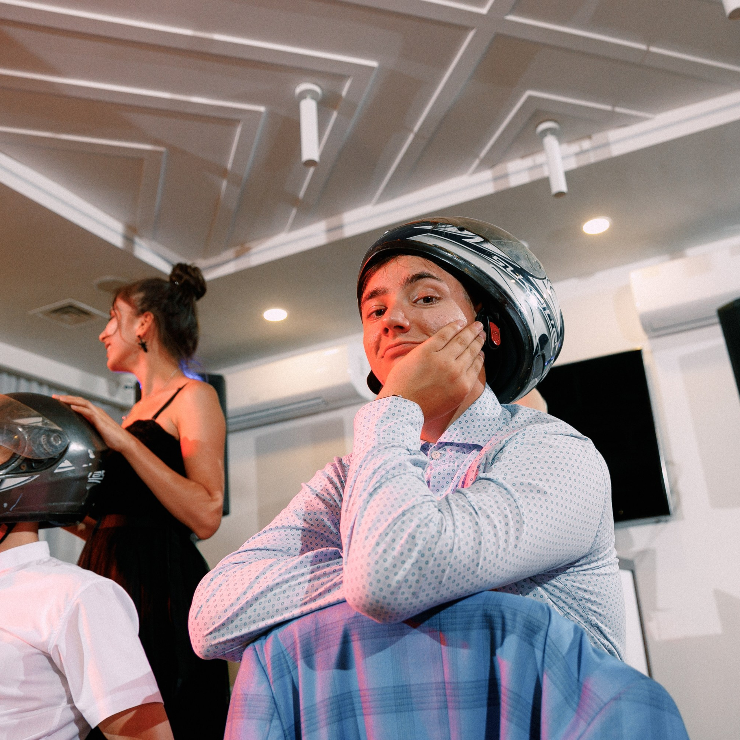 ЛОУРАЙДЕР. EFIMOV IN SPACE — свадебный фотограф