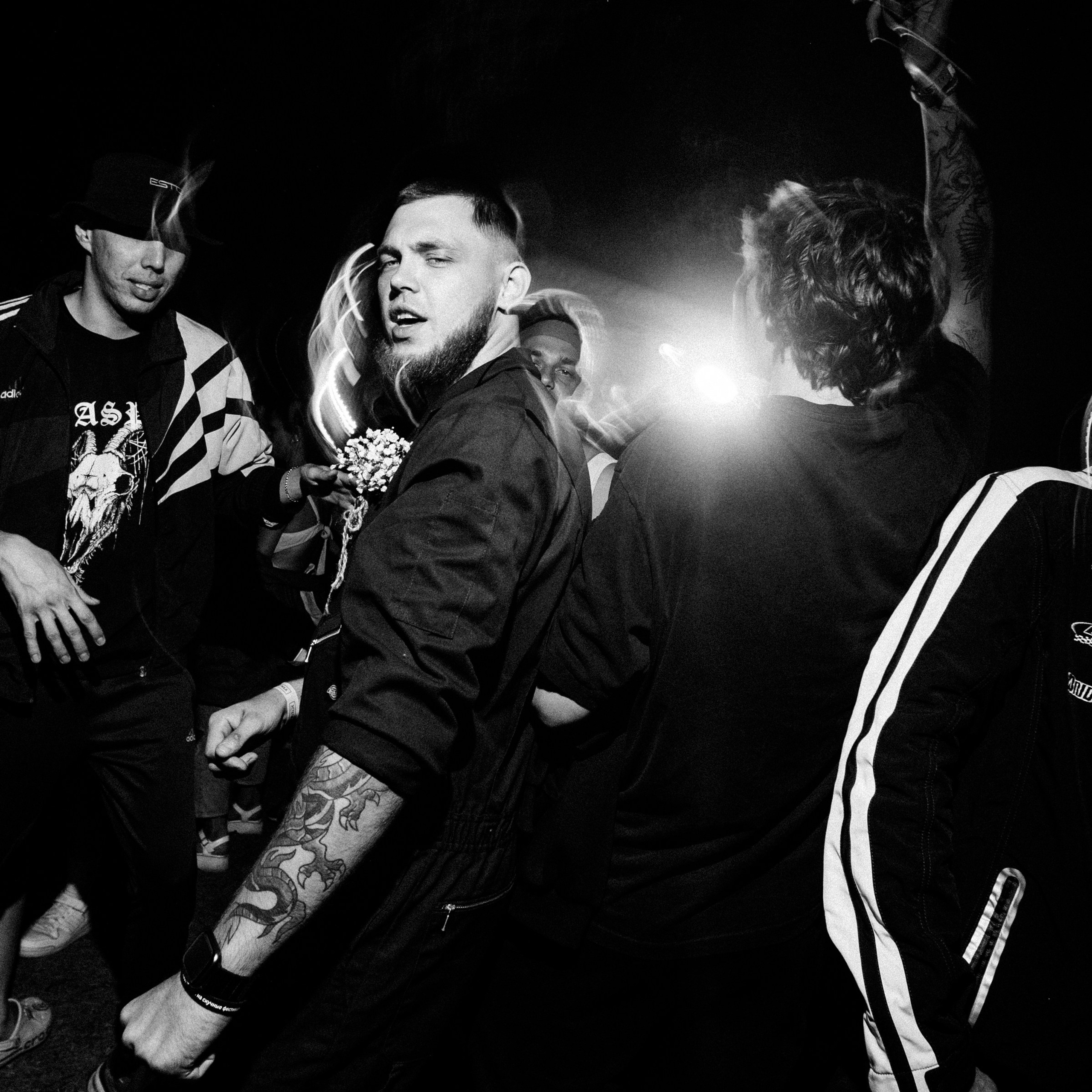 ESTC. EFIMOV IN SPACE — свадебный фотограф