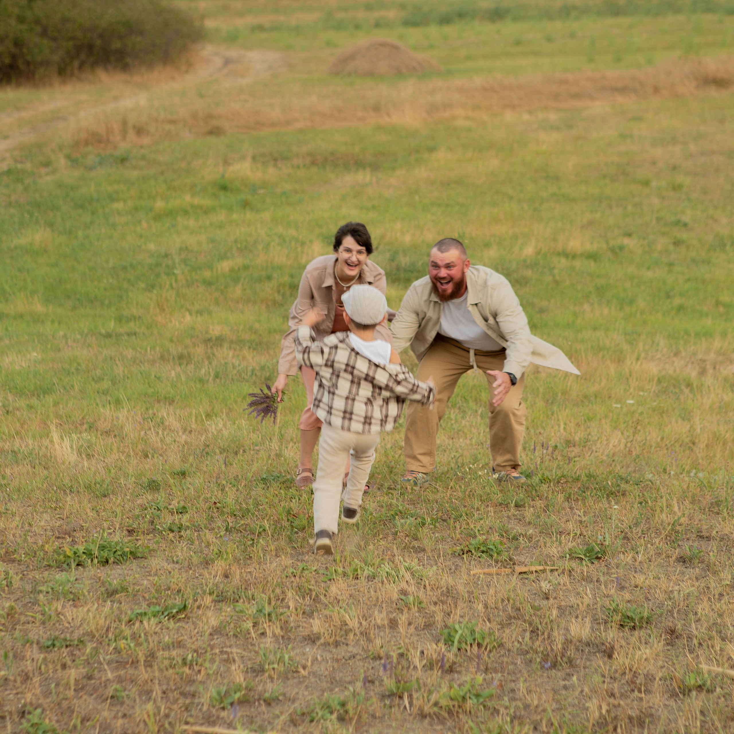 Семейная прогулка