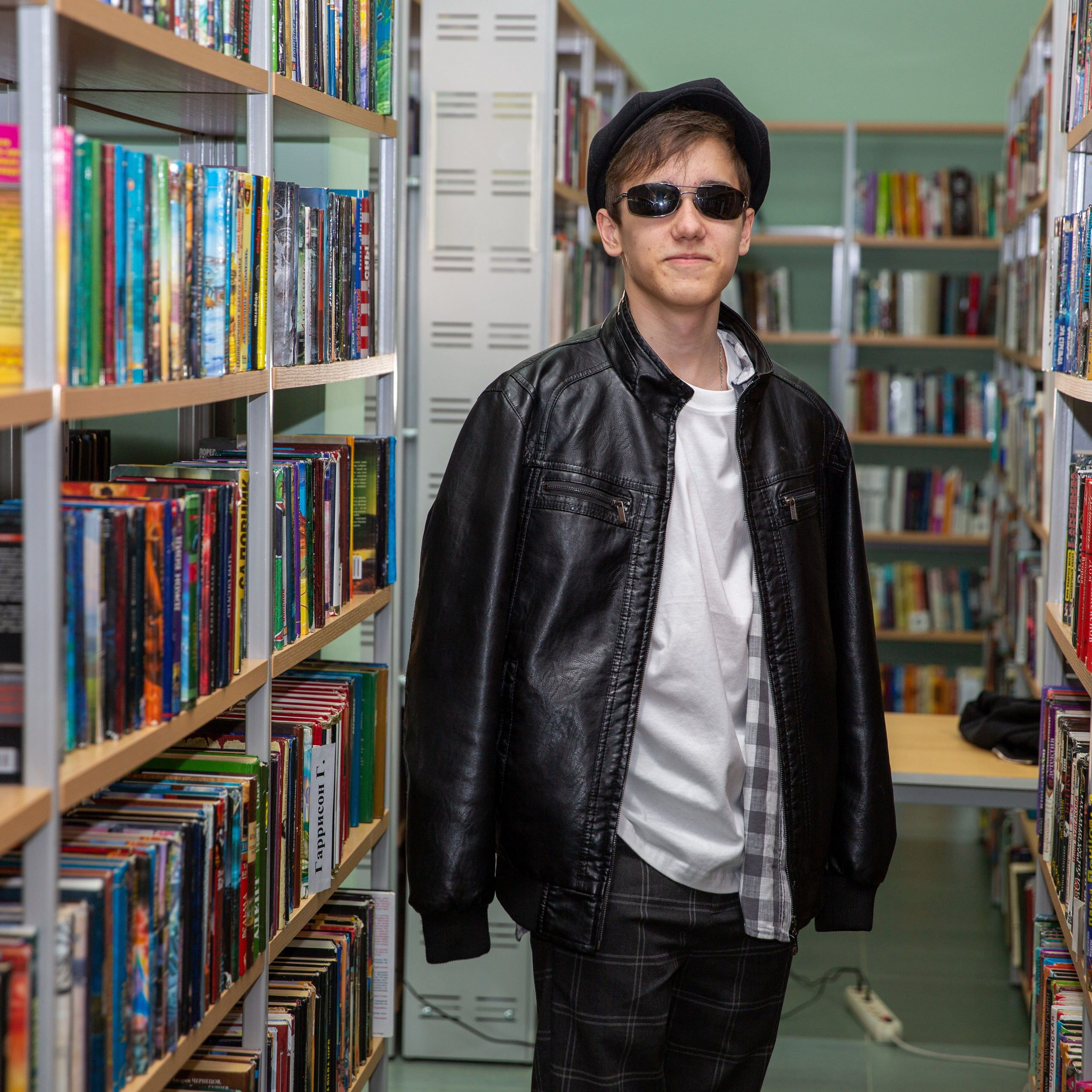 Школьная фотосессия 9-11 класс. Фотограф в Нефтеюганске Чтенцова Юлия