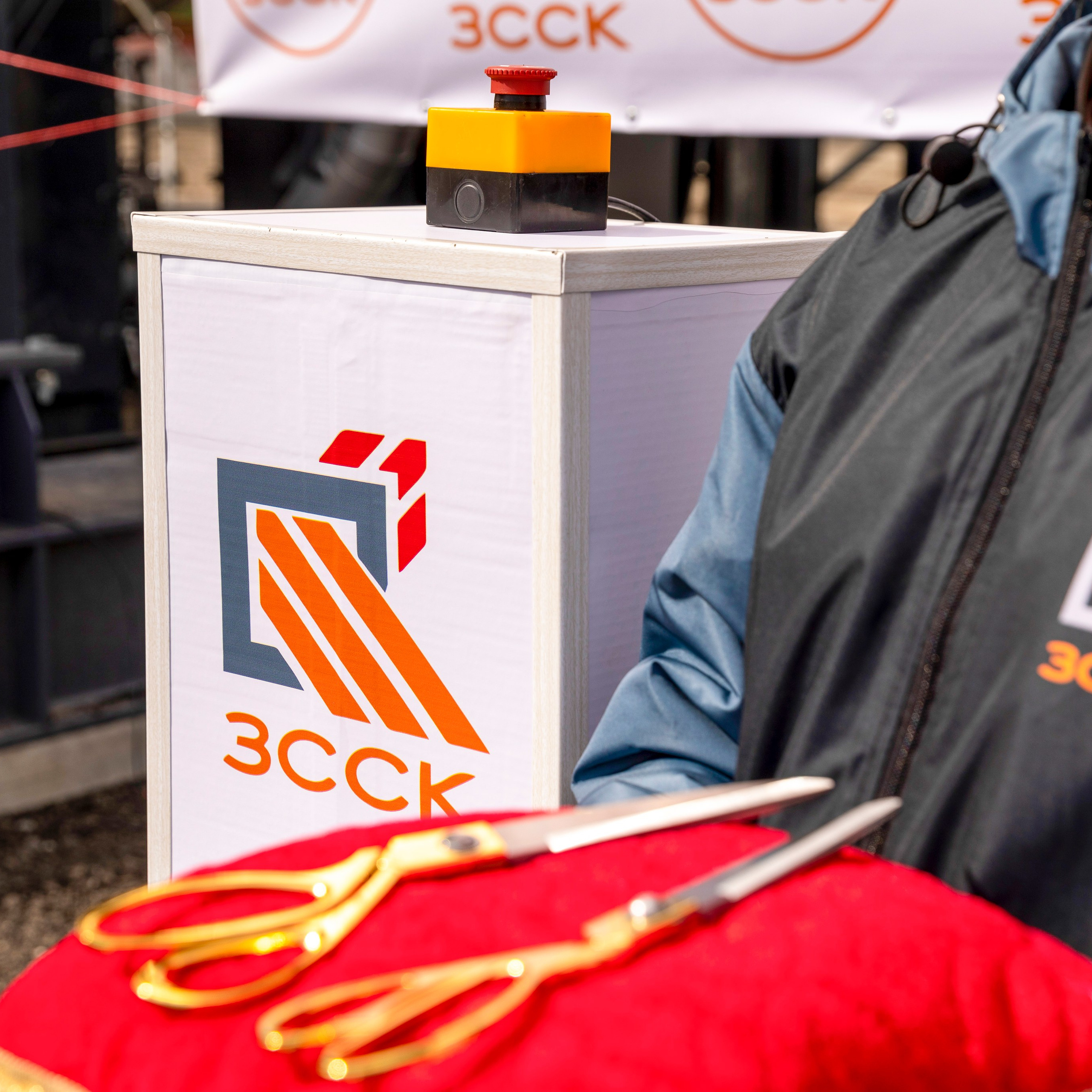 Мероприятия в организациях. Фотограф в Нефтеюганске Чтенцова Юлия