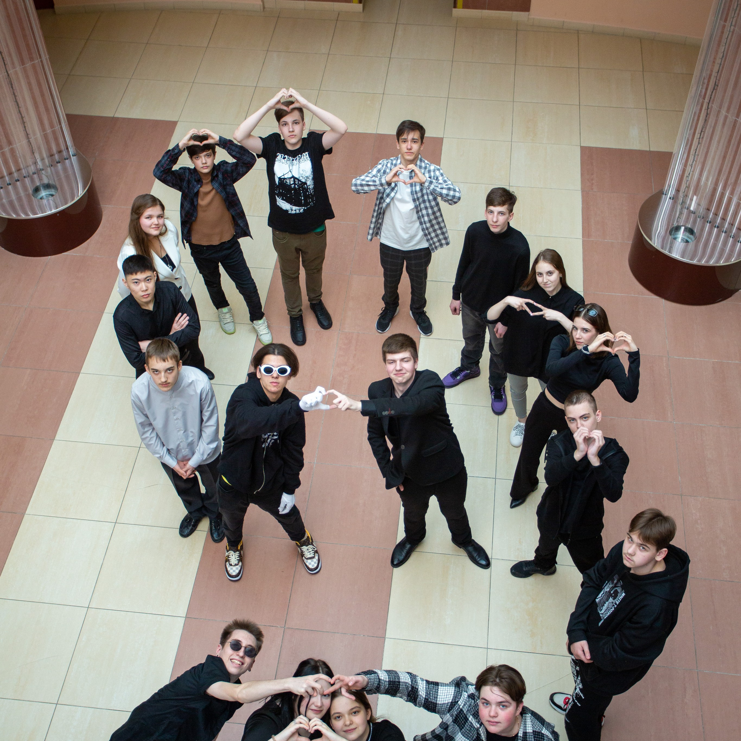 Школьная фотосессия 9-11 класс. Фотограф в Нефтеюганске Чтенцова Юлия