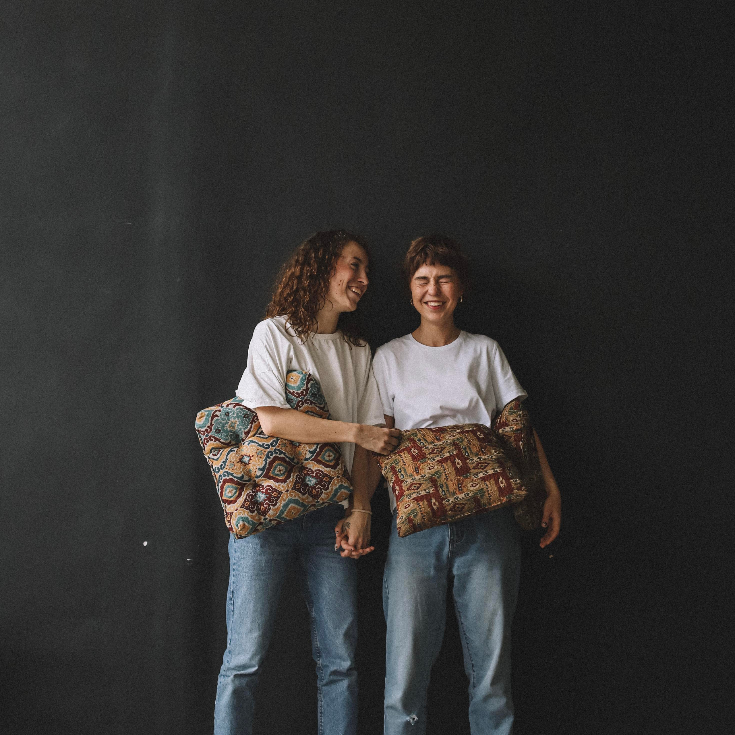 Ксюша и Катя. Семейная