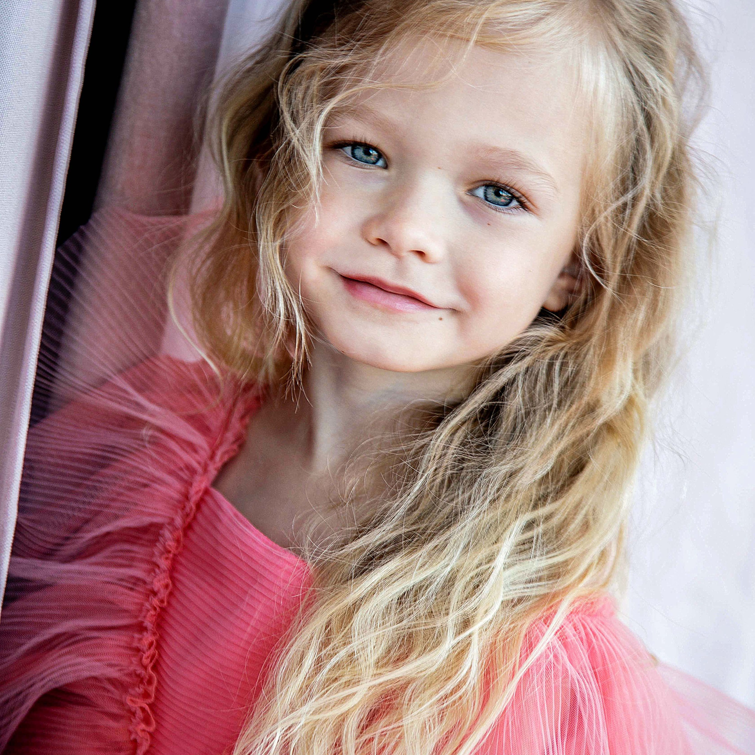 Лиза в розовом