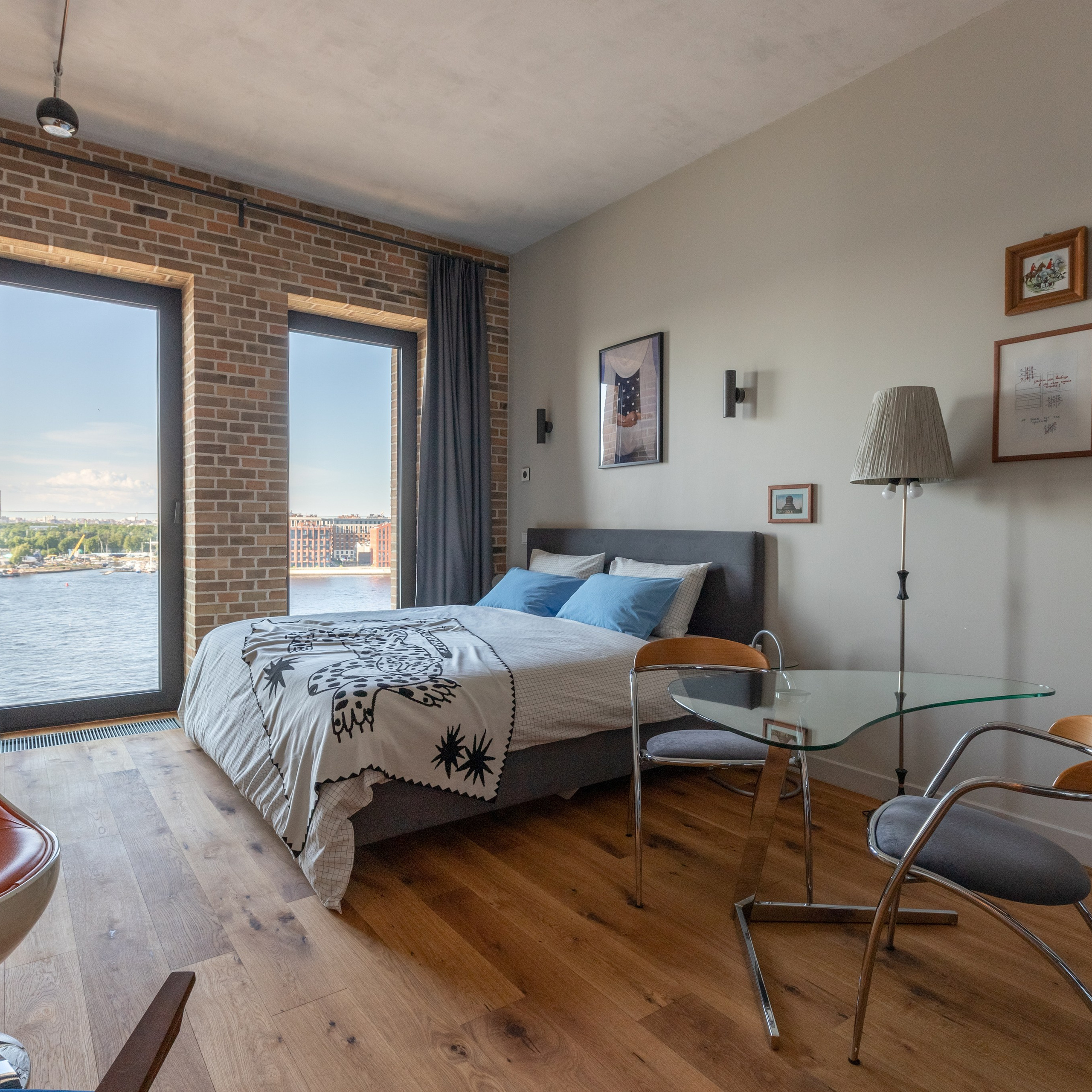 Апартаменты на набережной Макарова