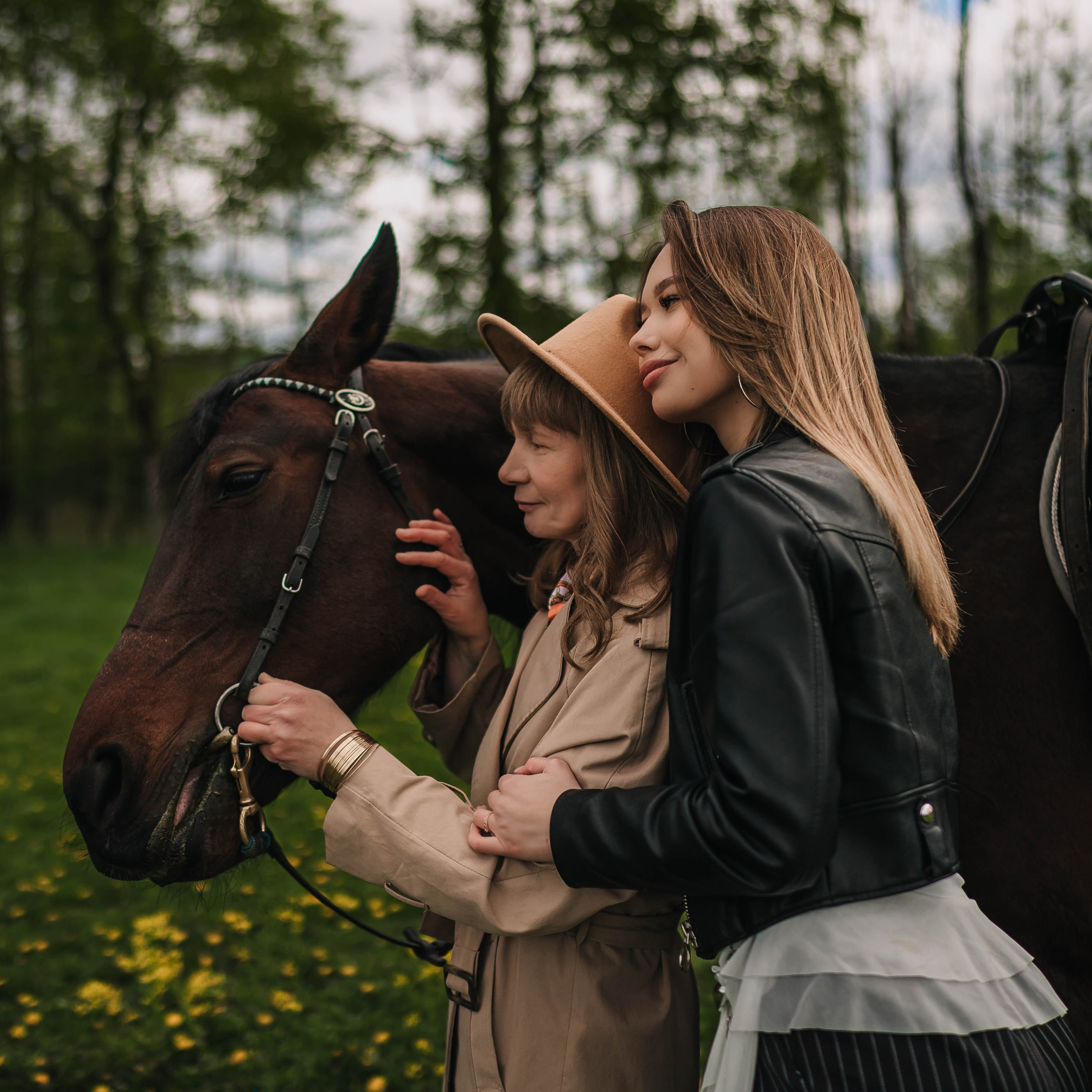 Елена и Катя