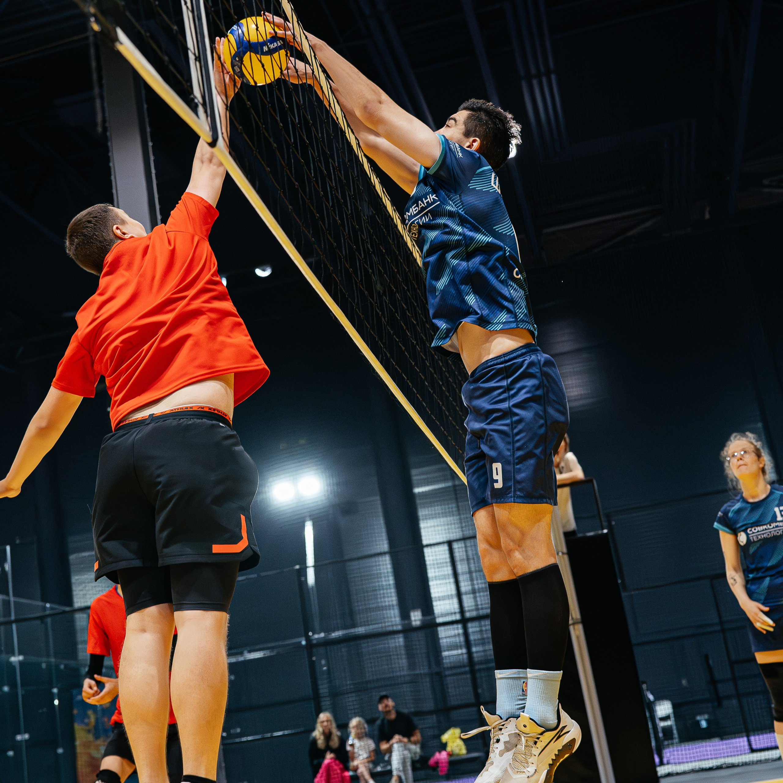 Классический волейбол