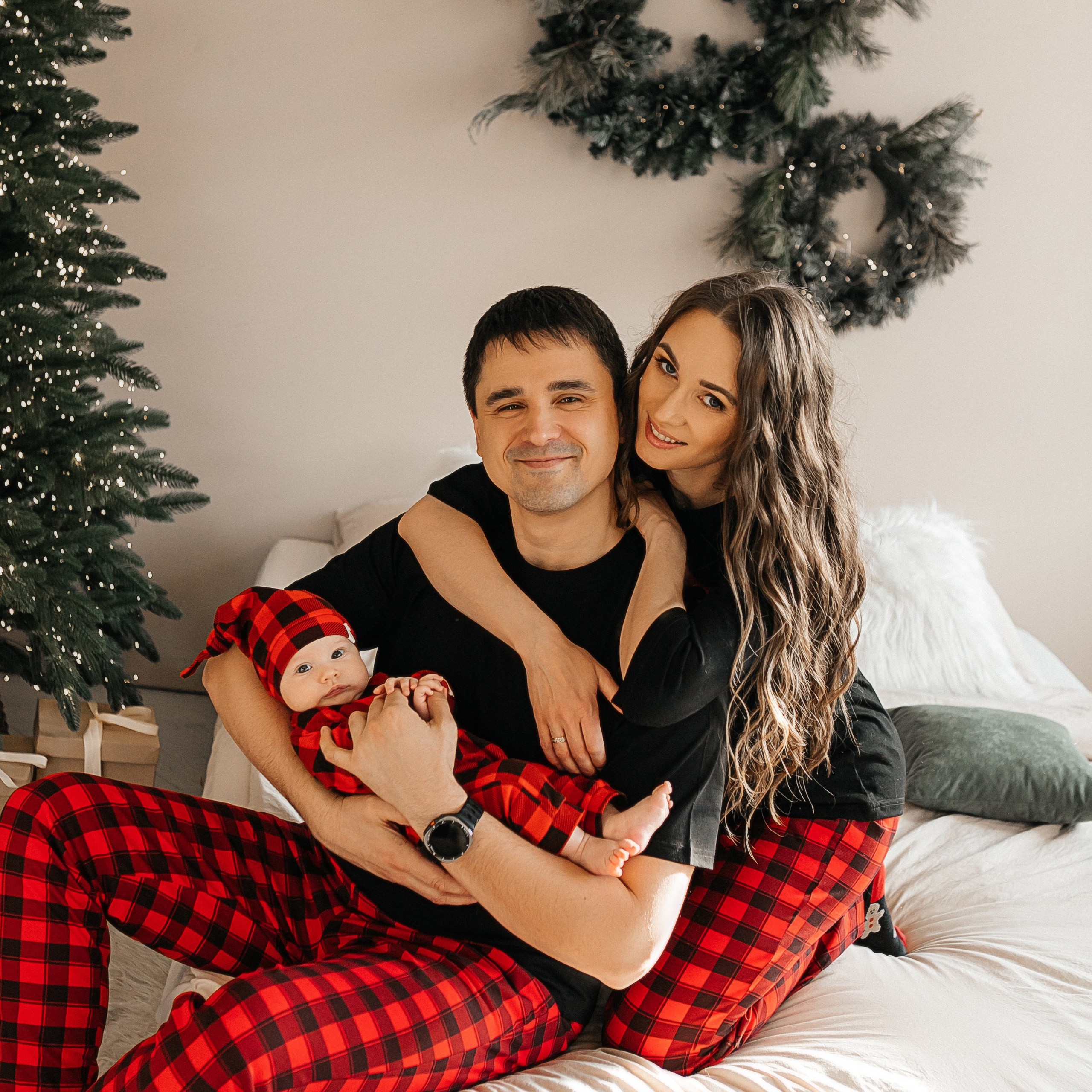 Отзывы. Фотограф в Иркутске Анастасия Кись. Студийная фотосессия беременности в тканях Иркутск. Семейная фотосессия, ПОРТРЕТ «ПОКОЛЕНИЕ»