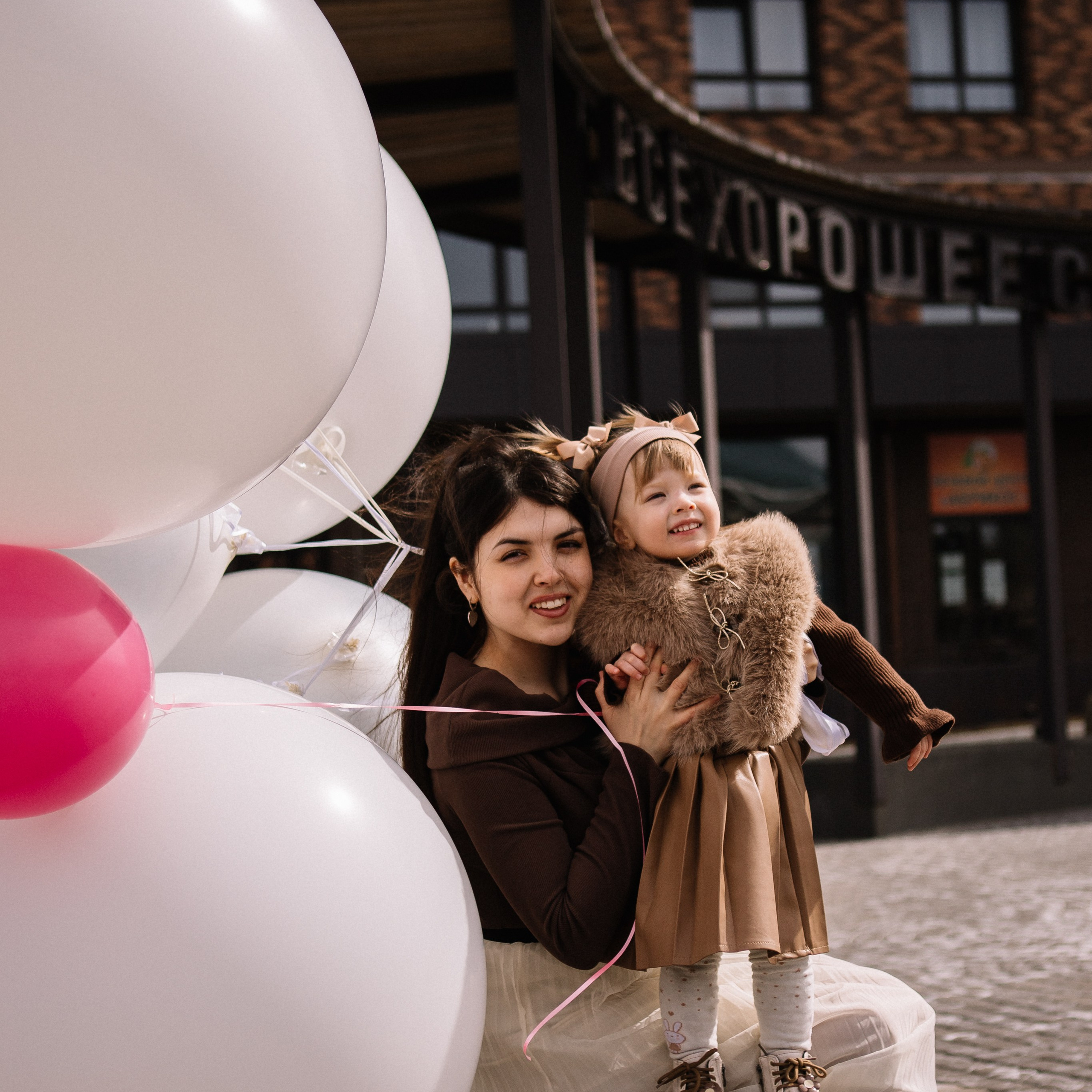 Отзывы. Фотограф в Иркутске Анастасия Кись. Студийная фотосессия беременности в тканях Иркутск. Семейная фотосессия, ПОРТРЕТ «ПОКОЛЕНИЕ»