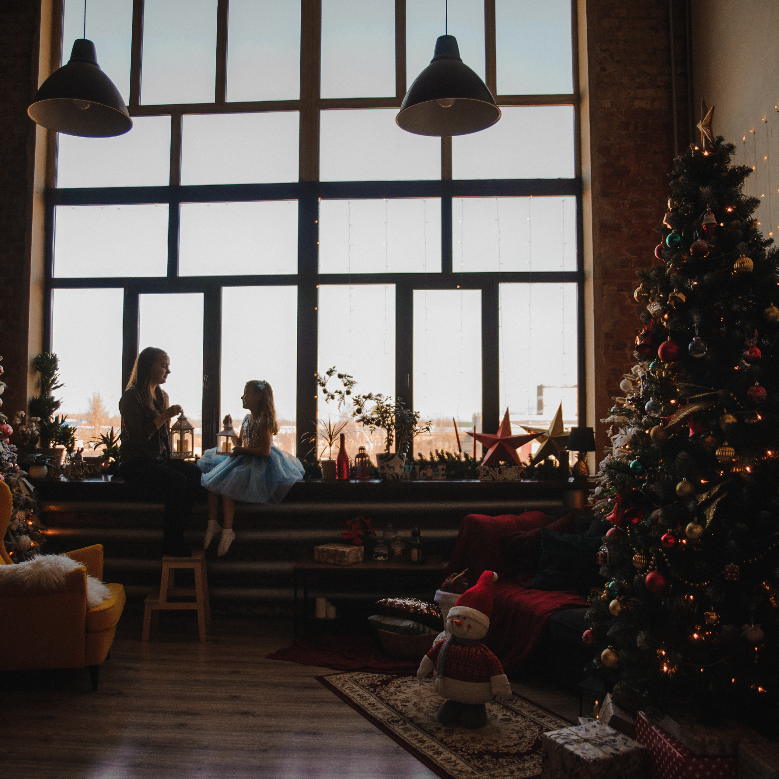 Ира Саша (мама дочка) Новогодняя