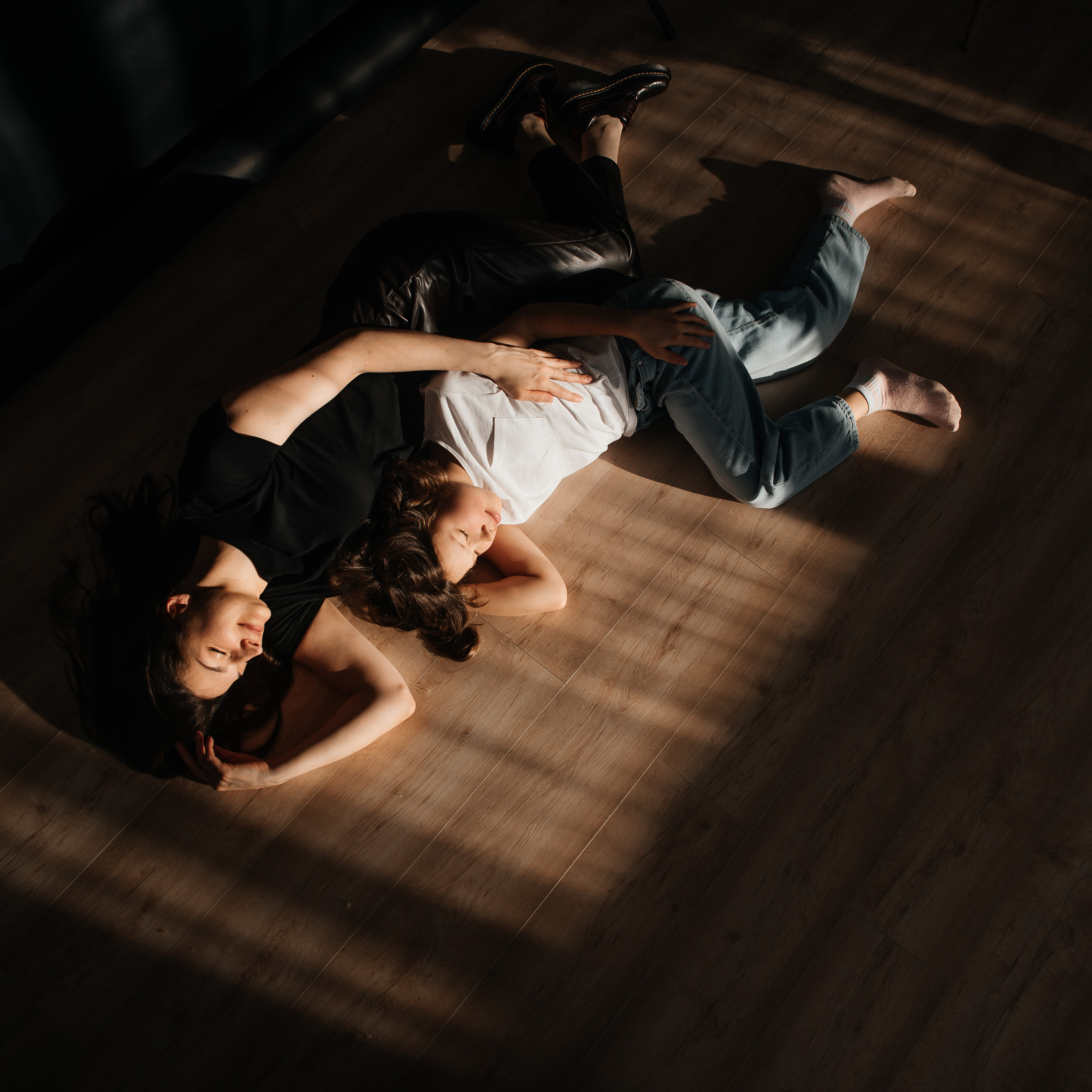 Настя и Даша