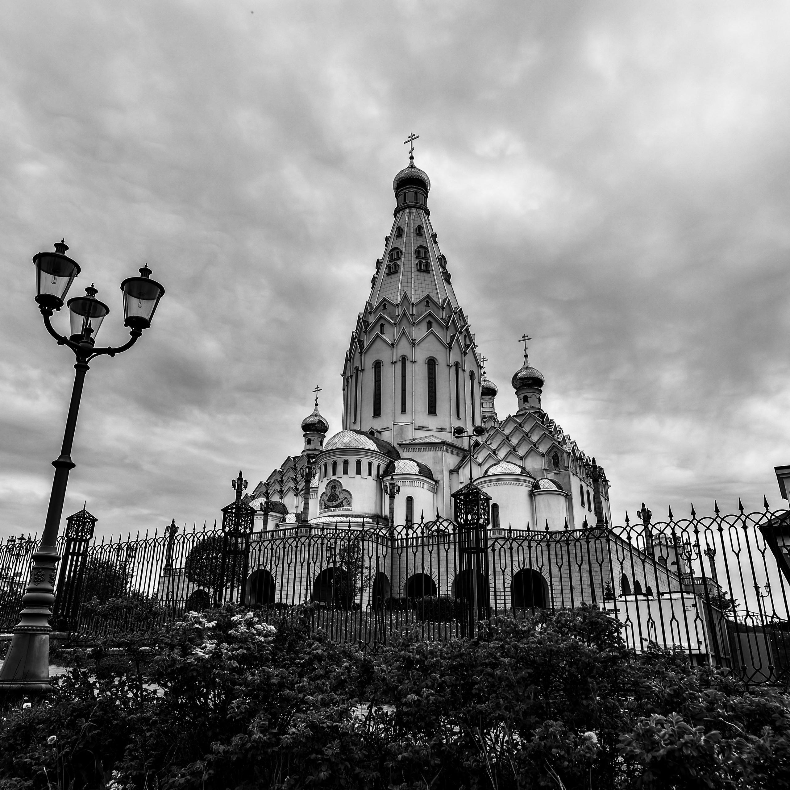 Храм всех святых