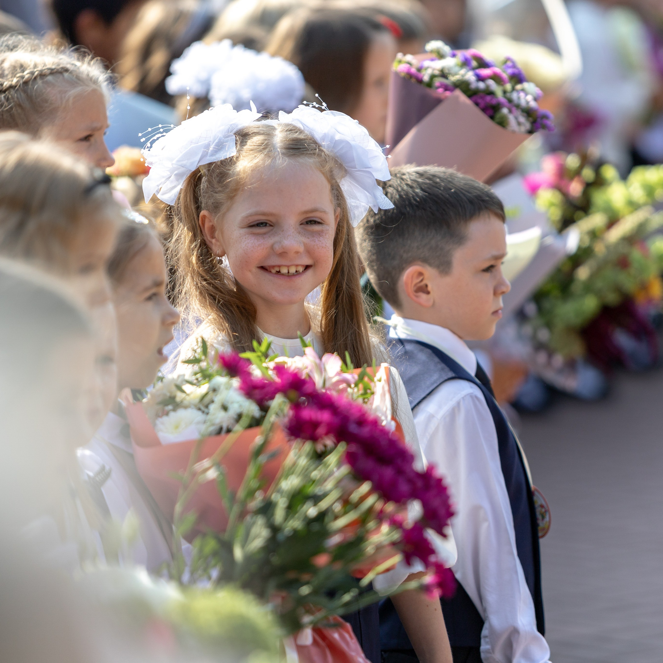 Линейка 1 сентября 2023 г