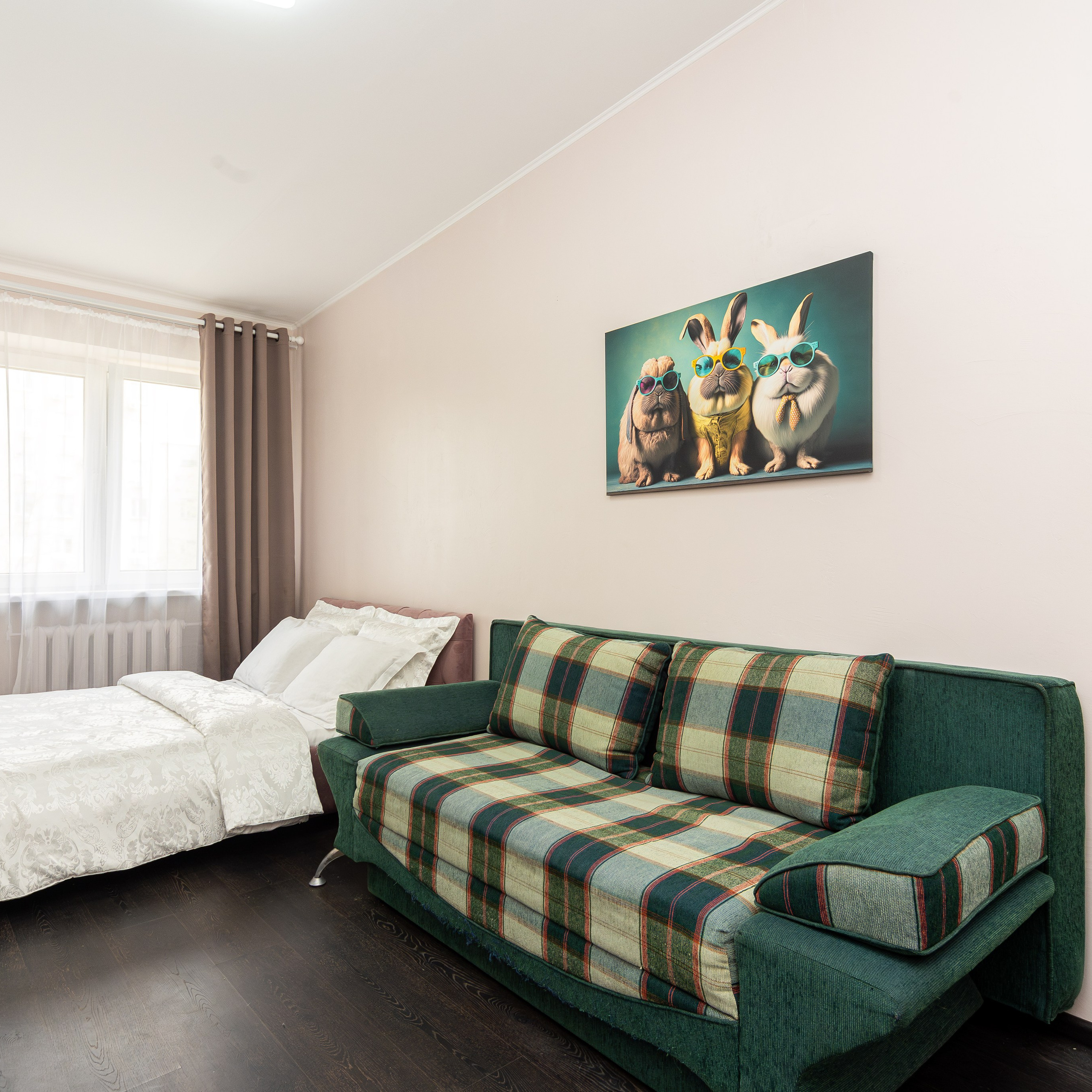 Хмельницкого 10