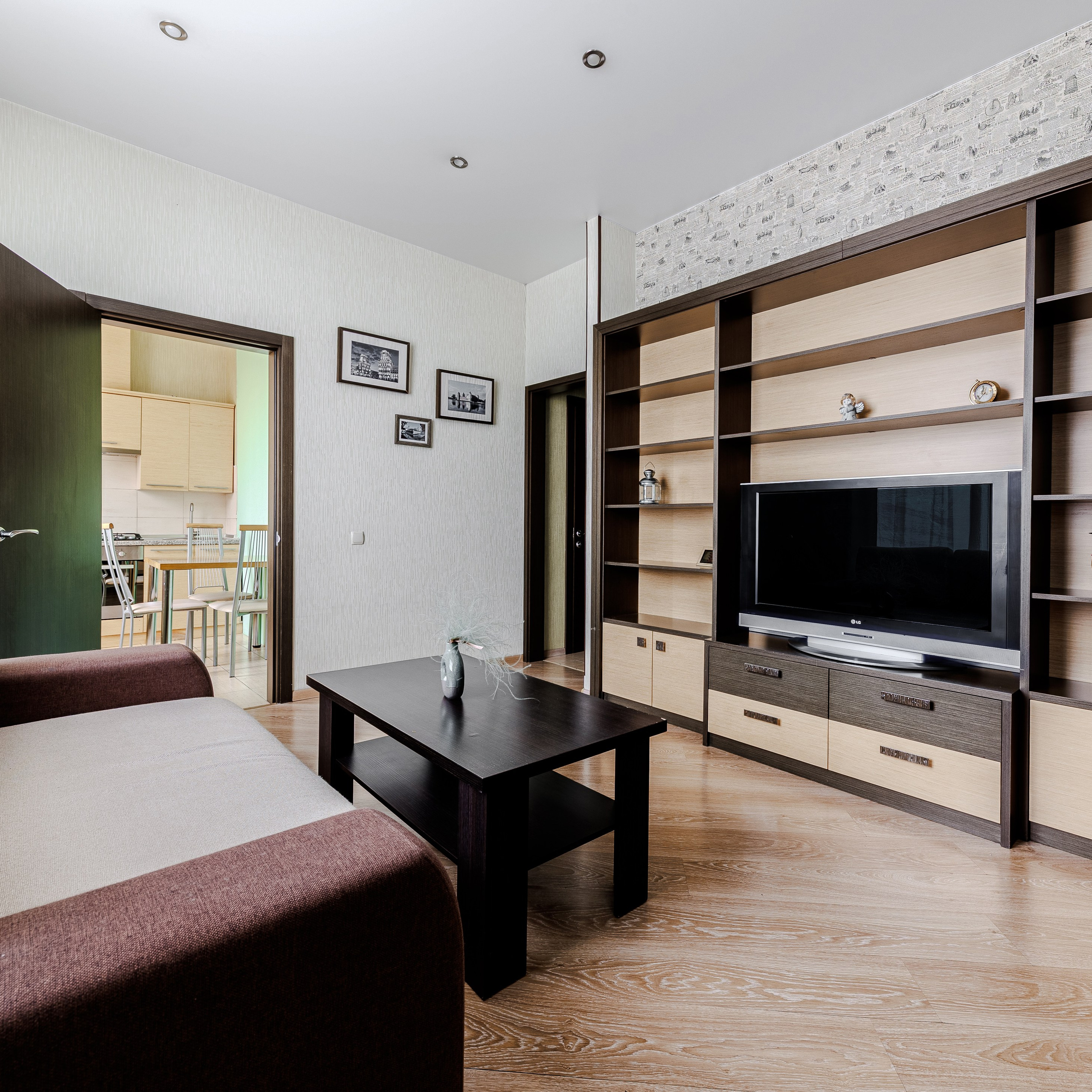 Пр. Независимости 23. Эконом вариант