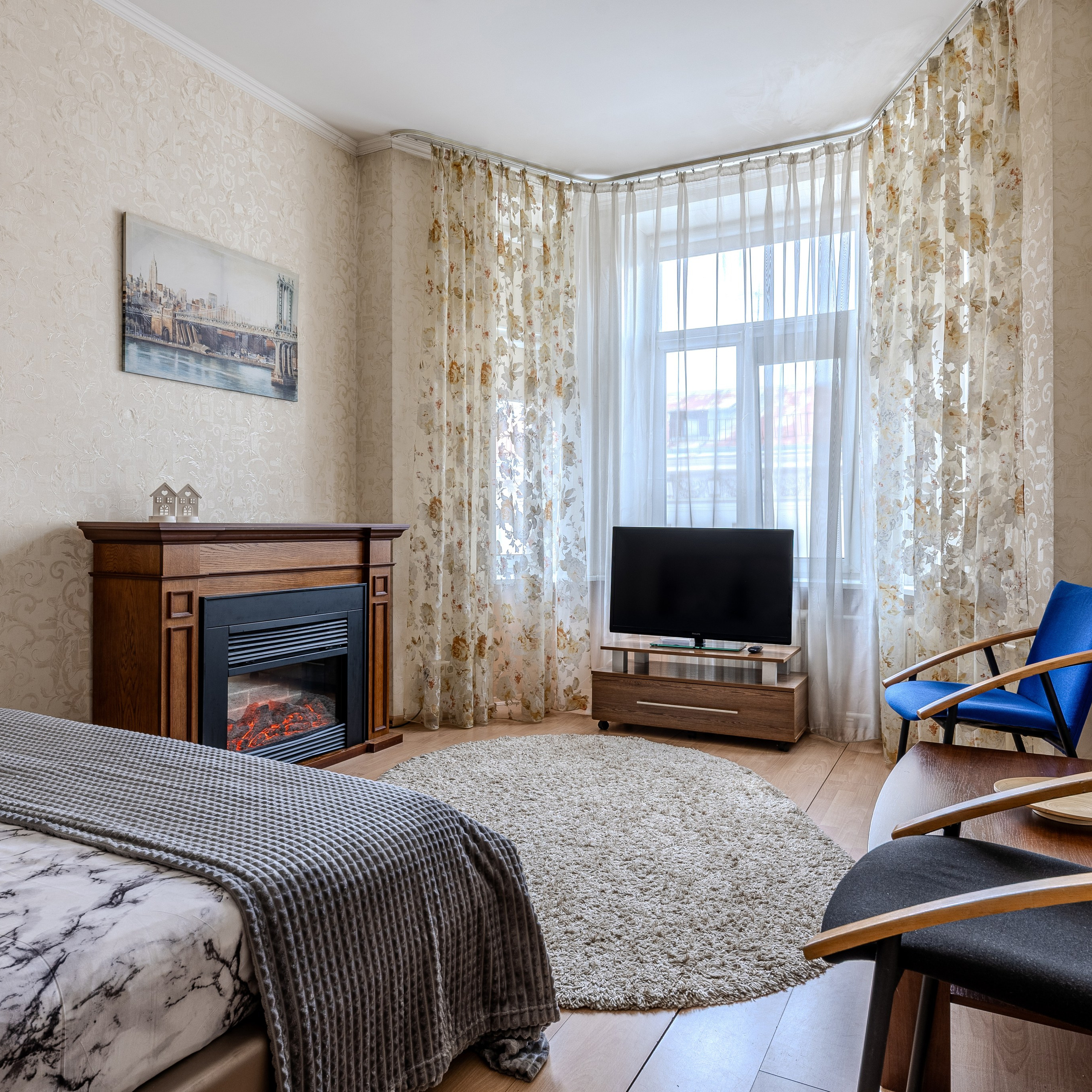 Володарского 15