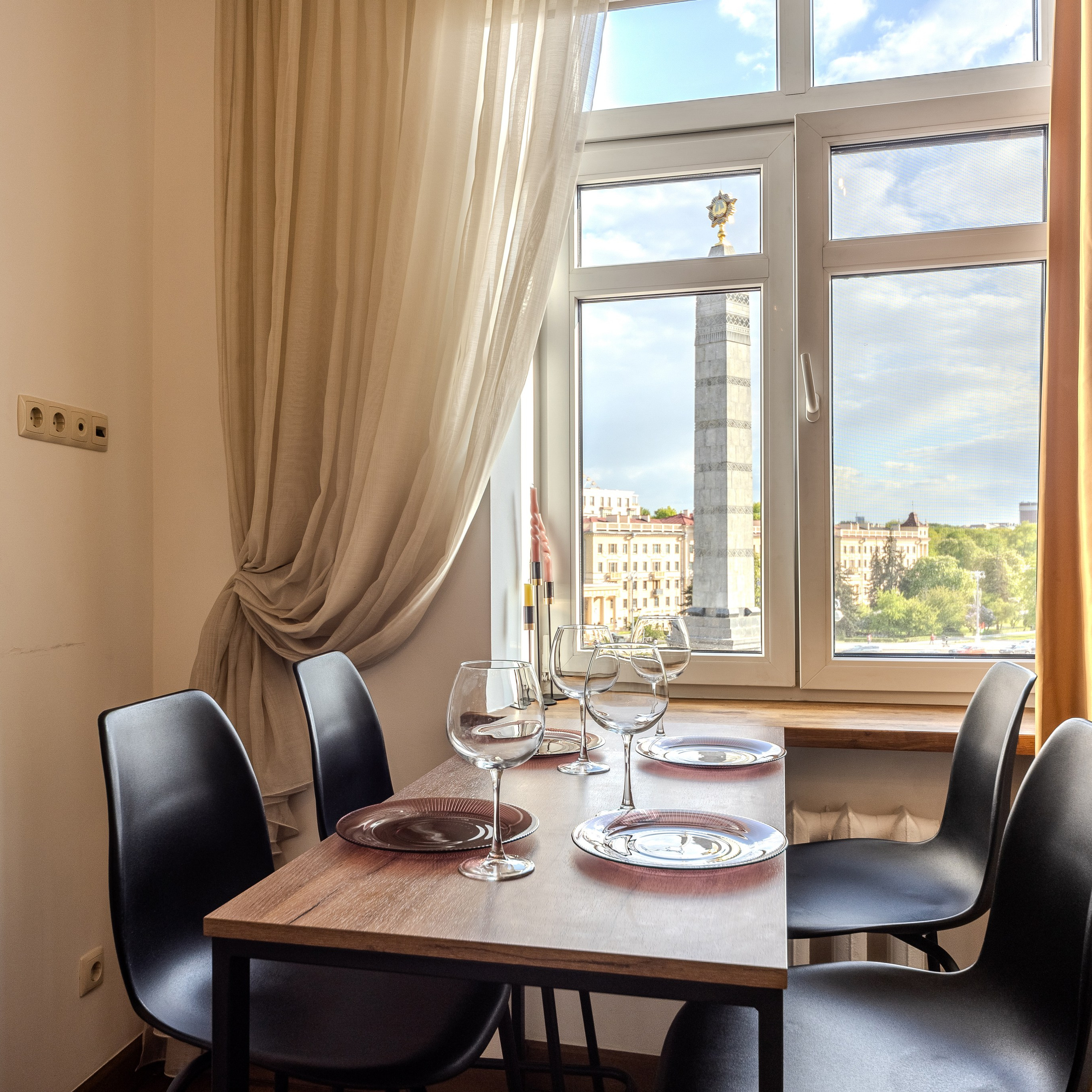 Независимости 37