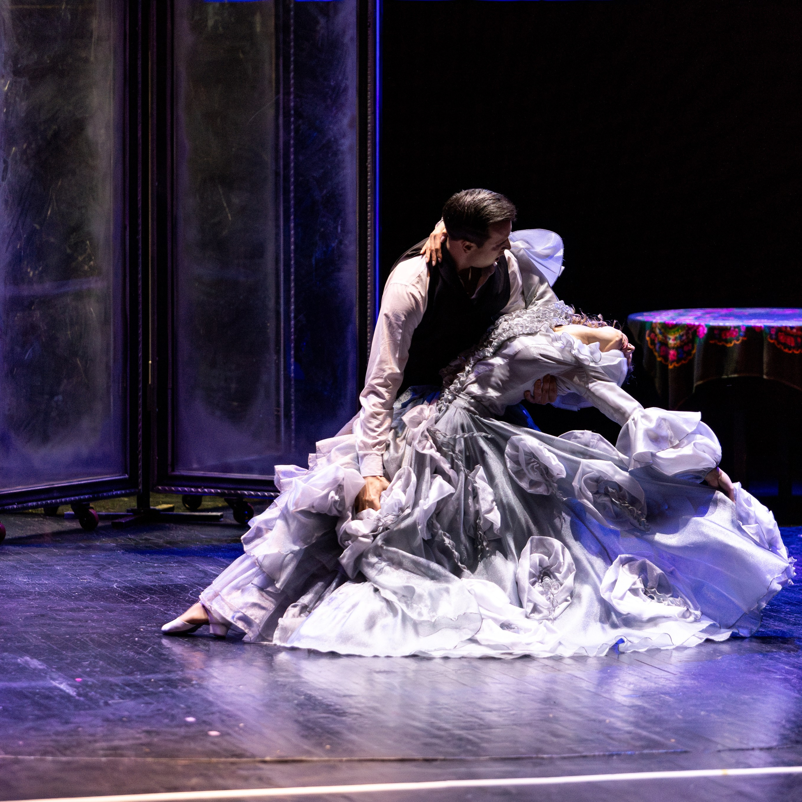 Новый театр «Я вещь»