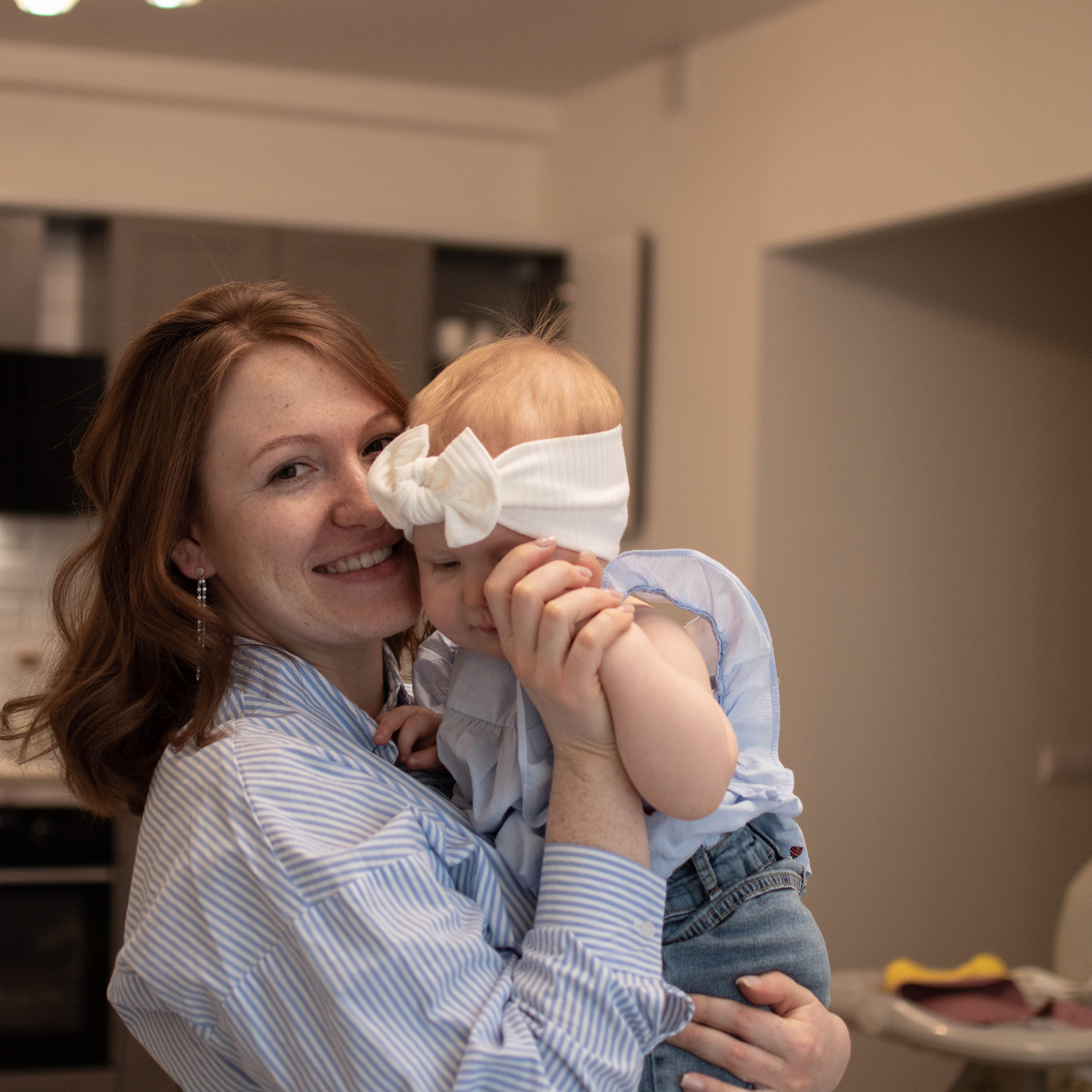 Мамина помощница