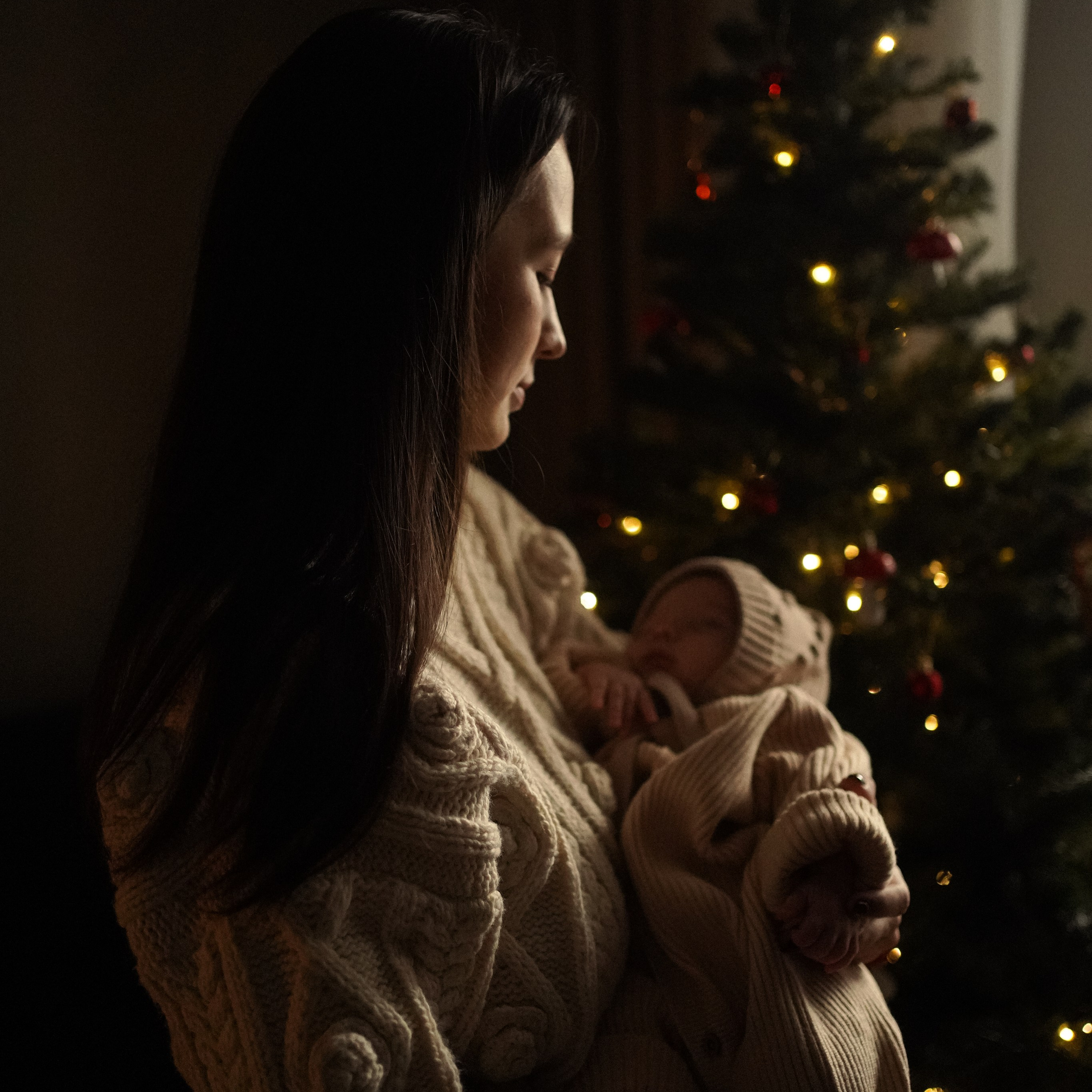 Юля и София: новогодняя история