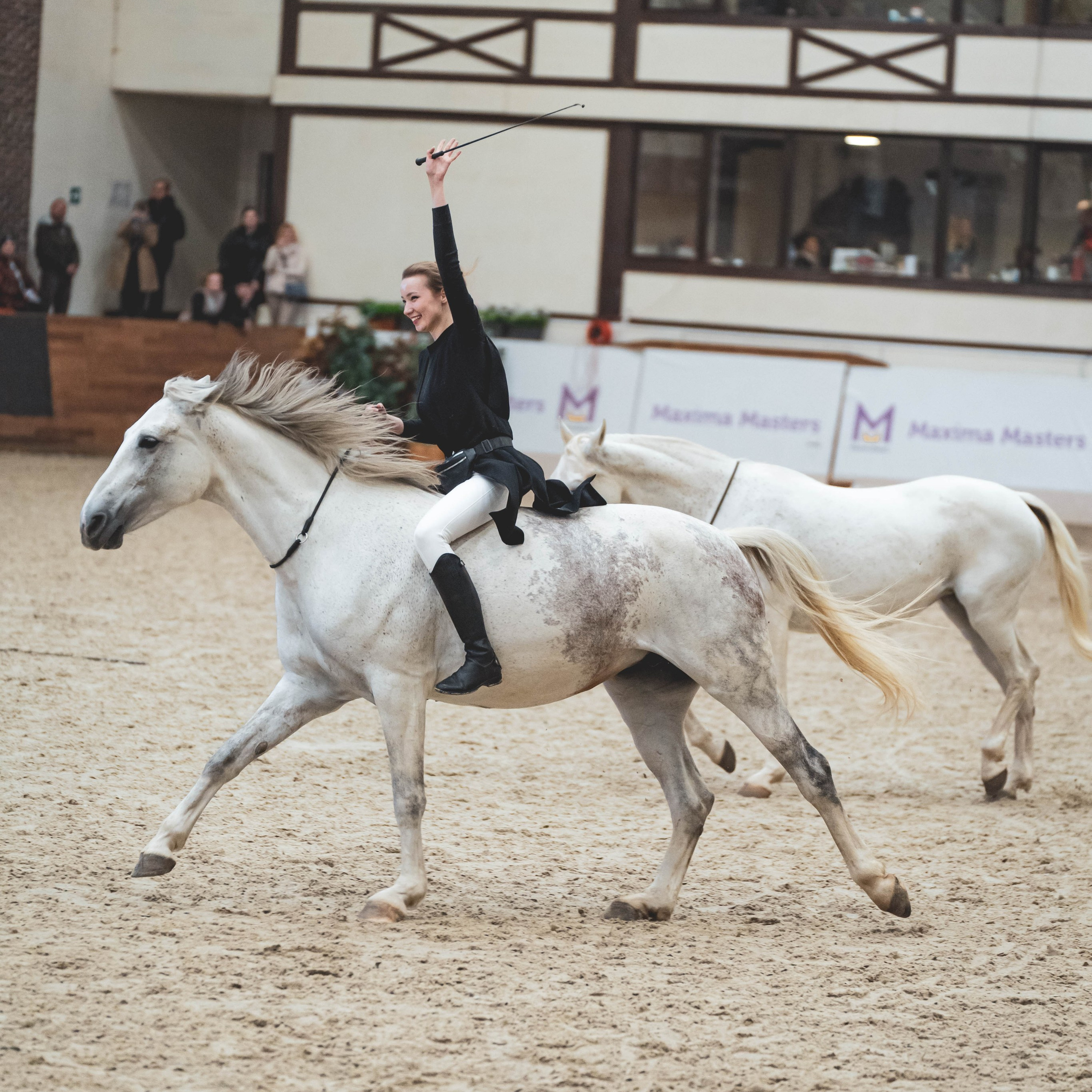 Мария Краснова, Жемчужина и Жамбика