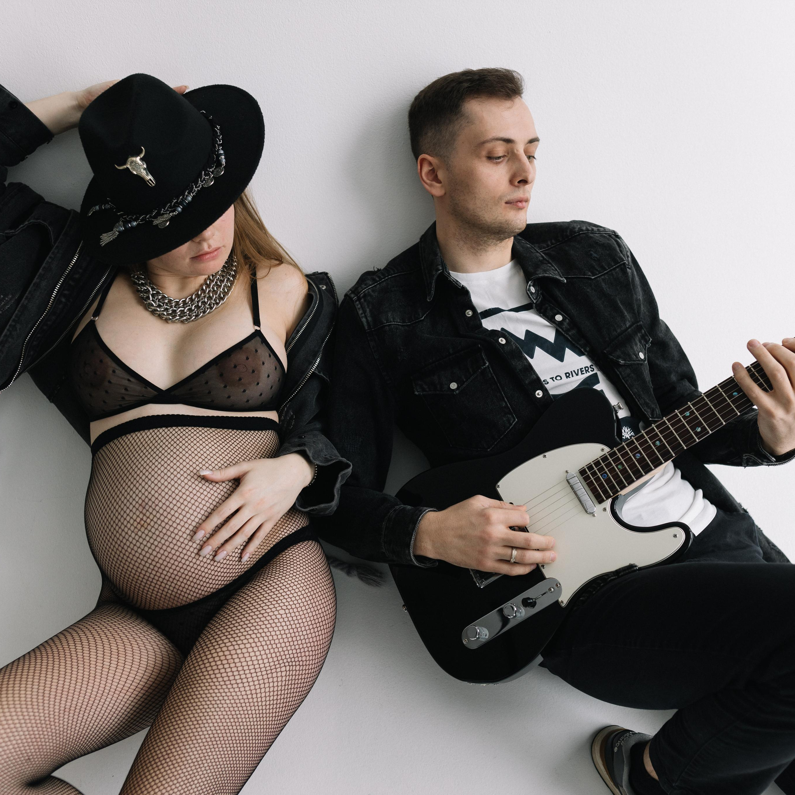 Гитара решает