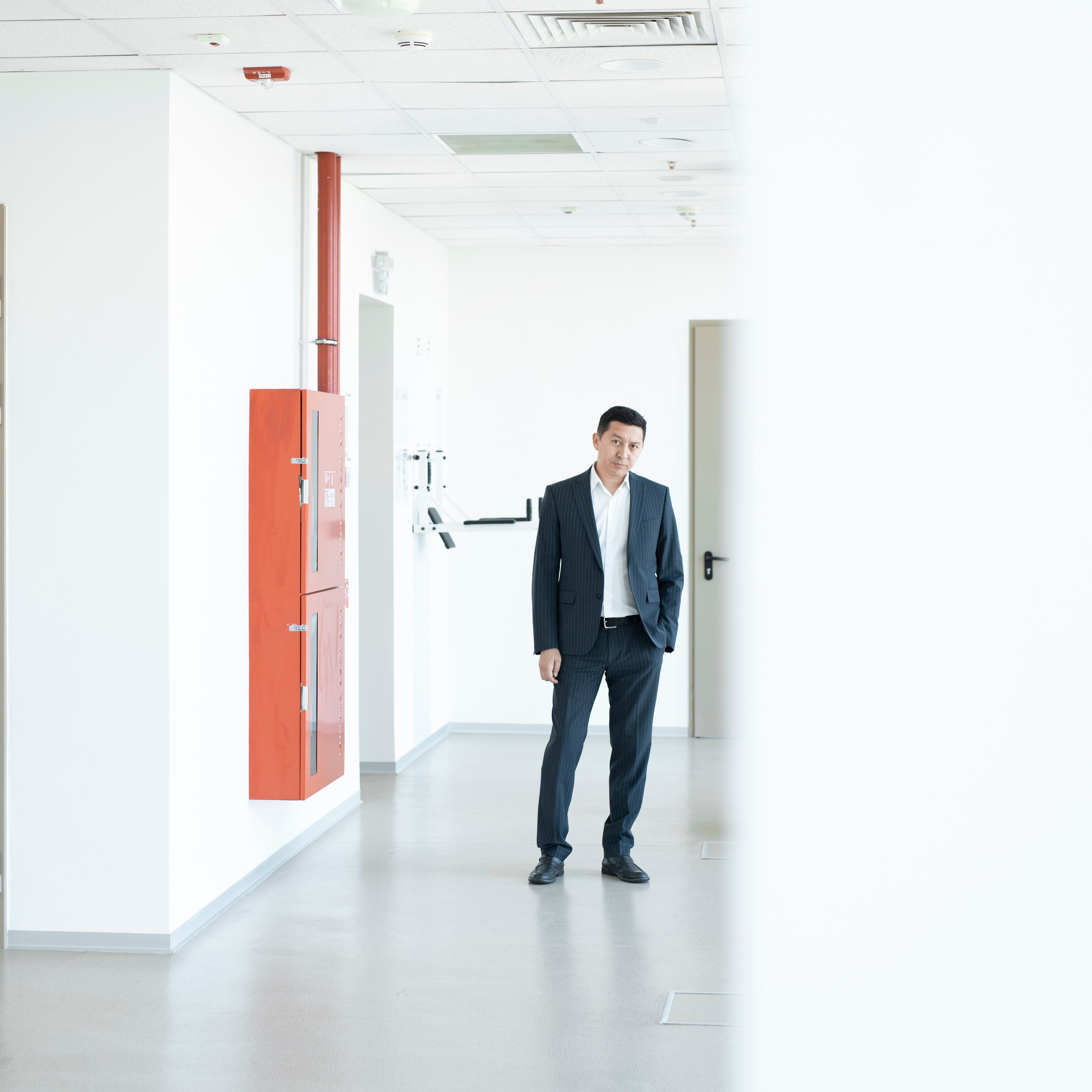 BUSINESS portrait. OSPAN ALI photographer