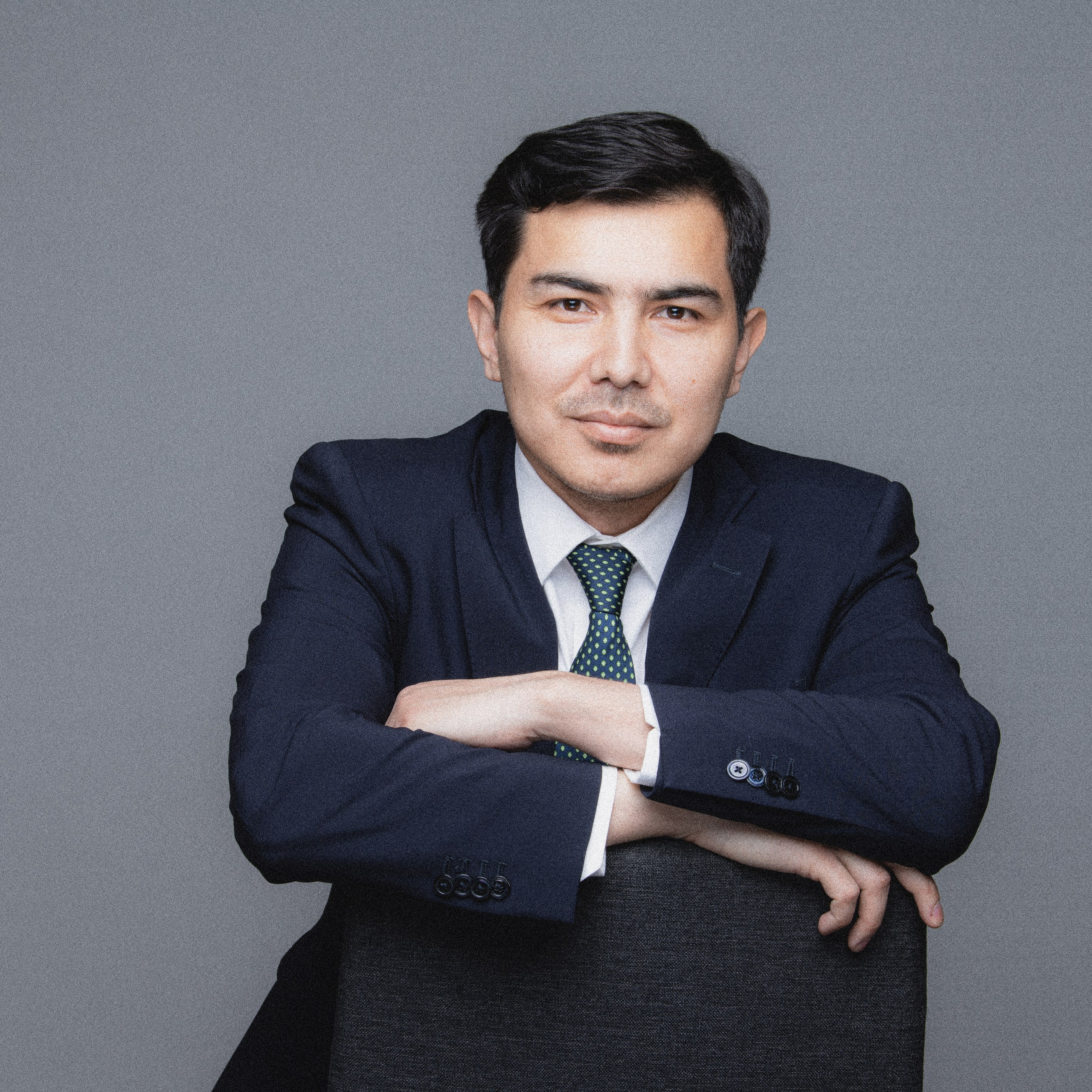 BUSINESS portrait. OSPAN ALI photographer