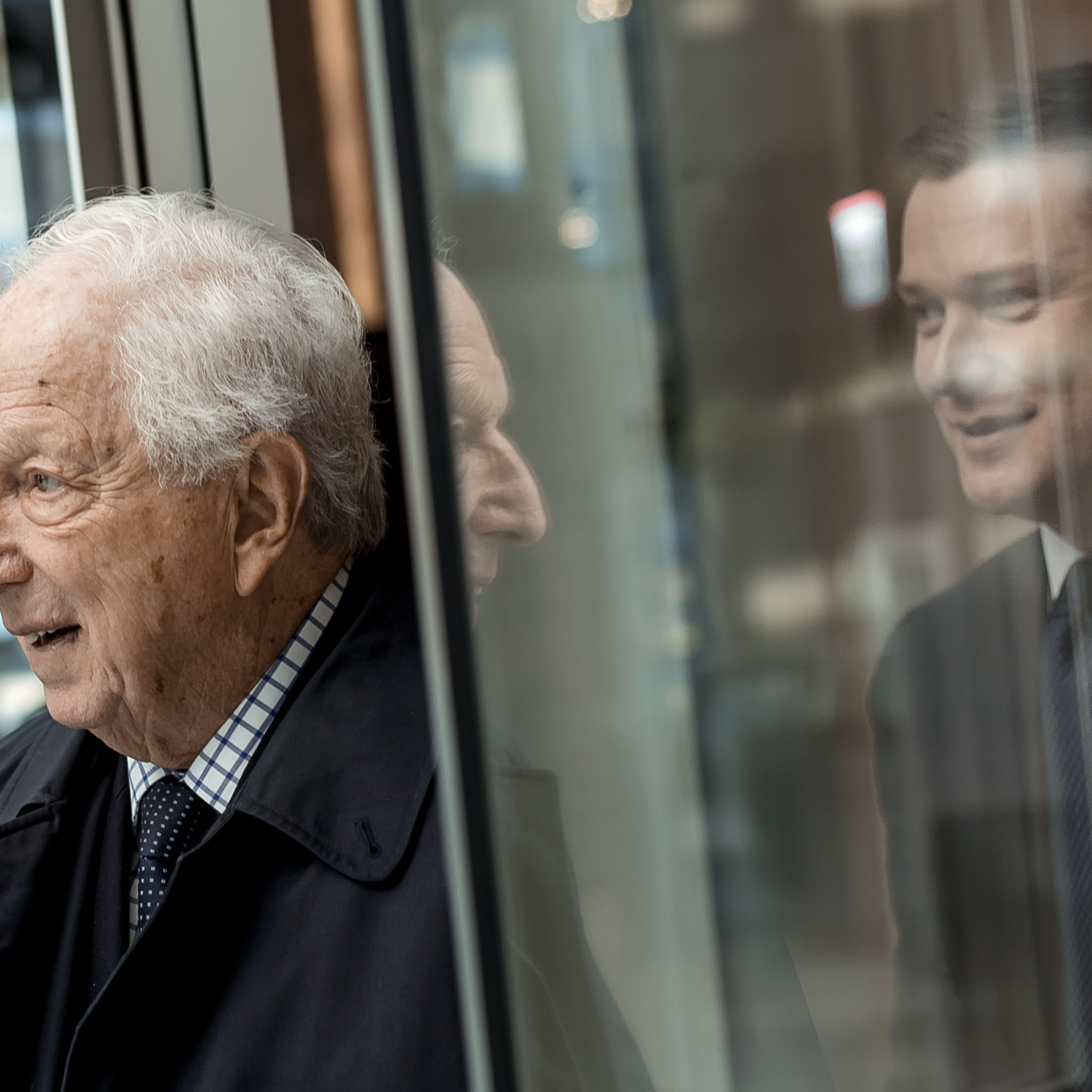 BUSINESS portrait. OSPAN ALI photographer