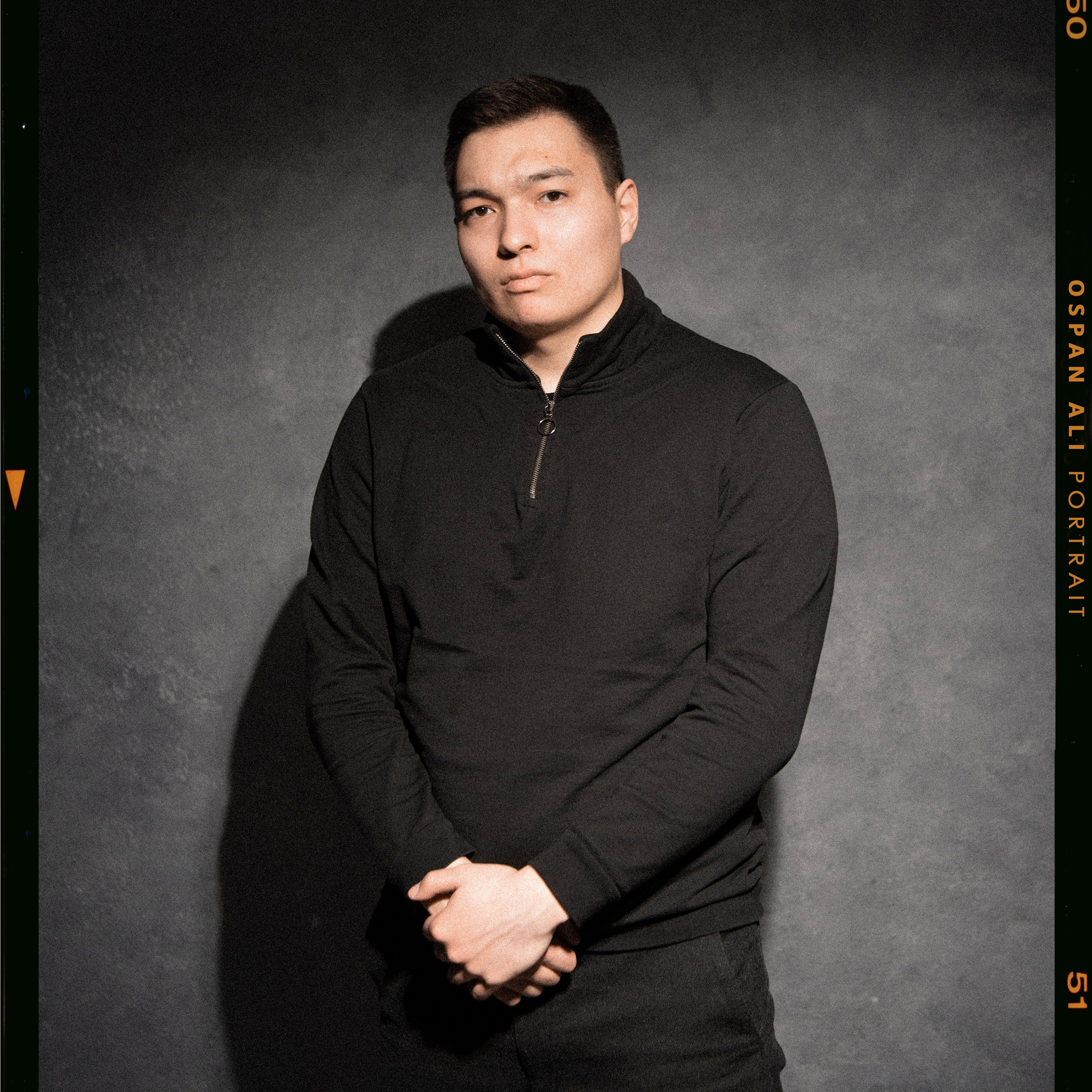 LIFESTYLE portrait. OSPAN ALI photographer