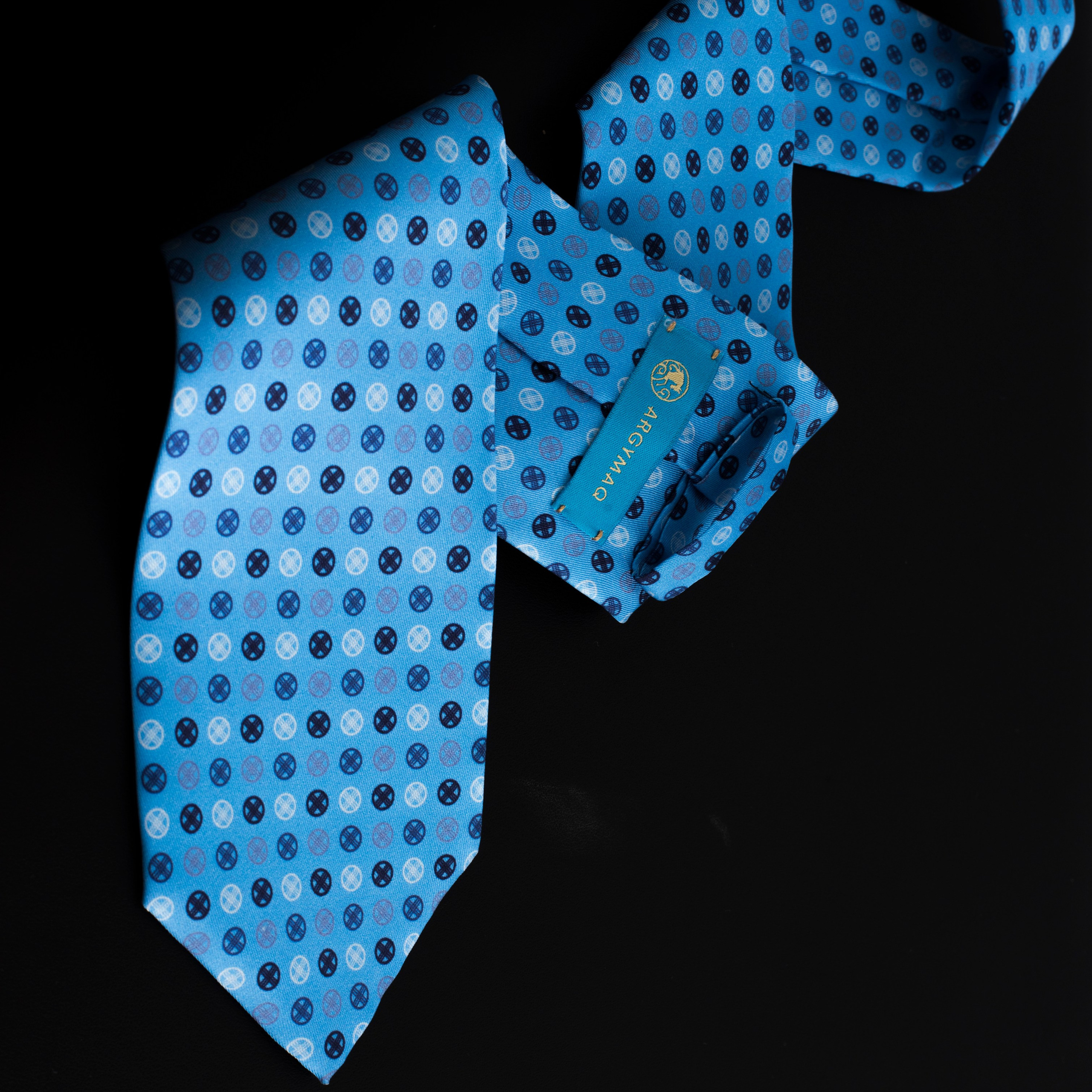 ARGYMAQ. OSPAN ALI photographer