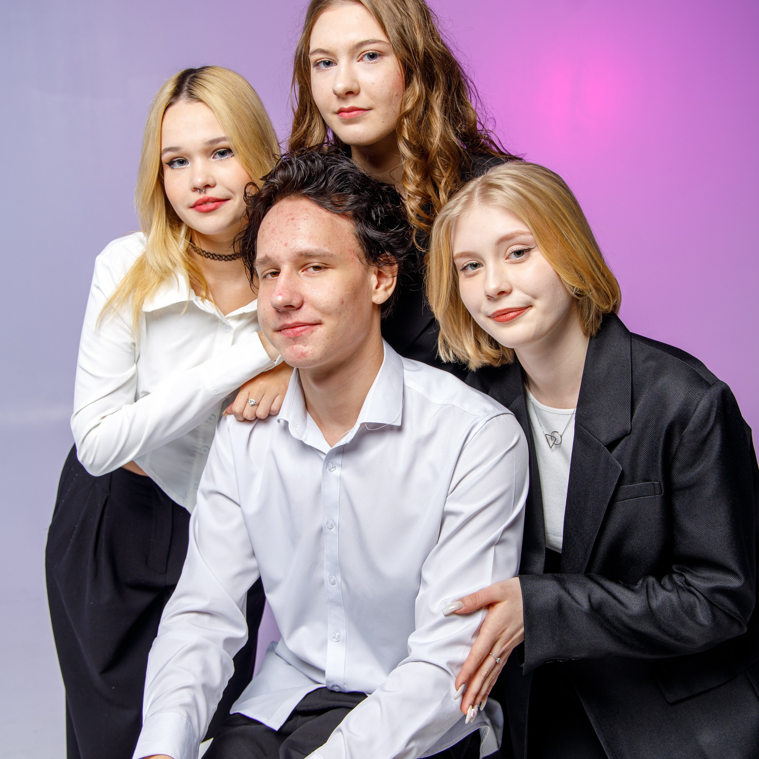 Варианты дизайна 9-11 класс. Школьный фотограф Саратов Золотарь Ольга