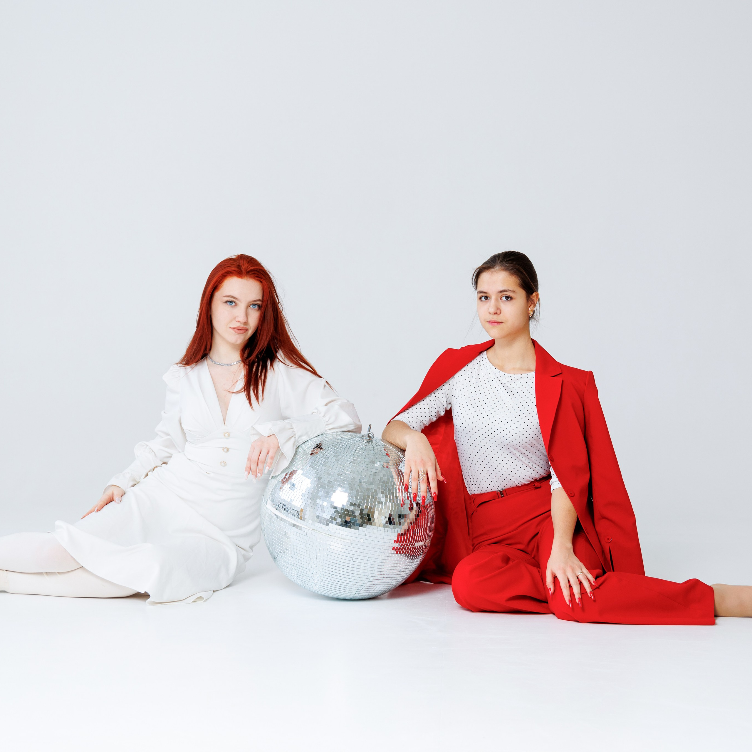 Варианты дизайна 9-11 класс. Школьный фотограф Саратов Золотарь Ольга