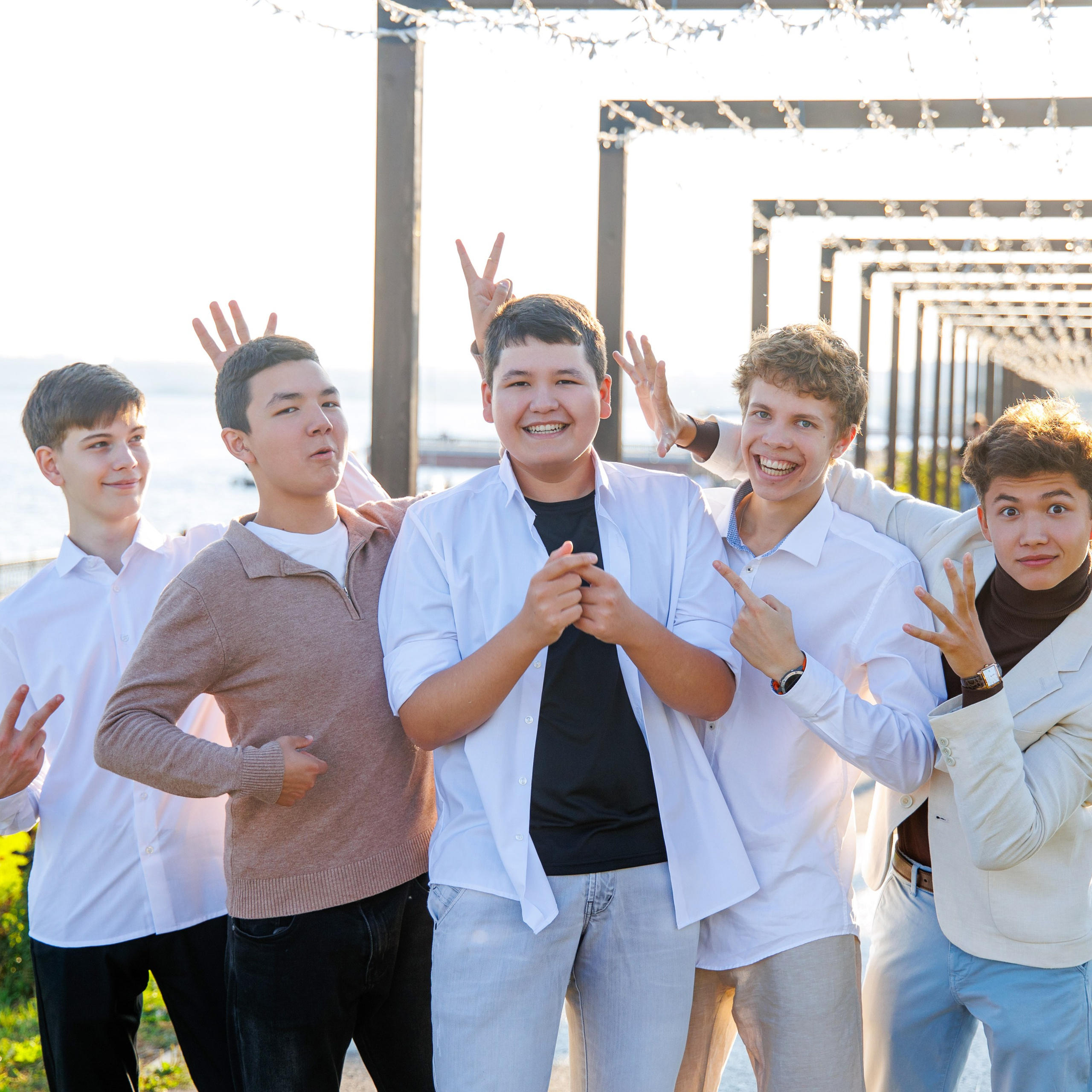 Варианты дизайна 9-11 класс. Школьный фотограф Саратов Золотарь Ольга