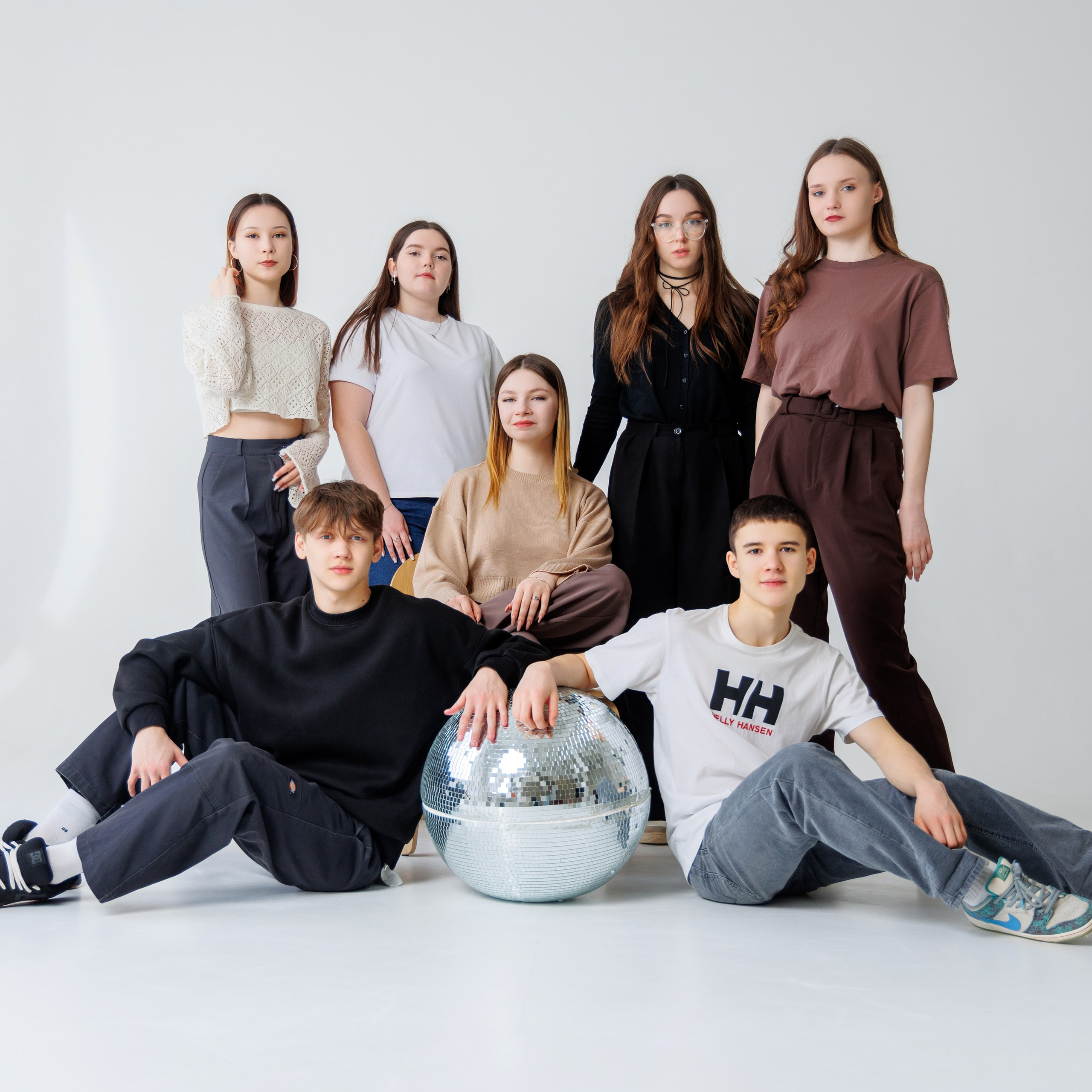 Варианты дизайна 9-11 класс. Школьный фотограф Саратов Золотарь Ольга