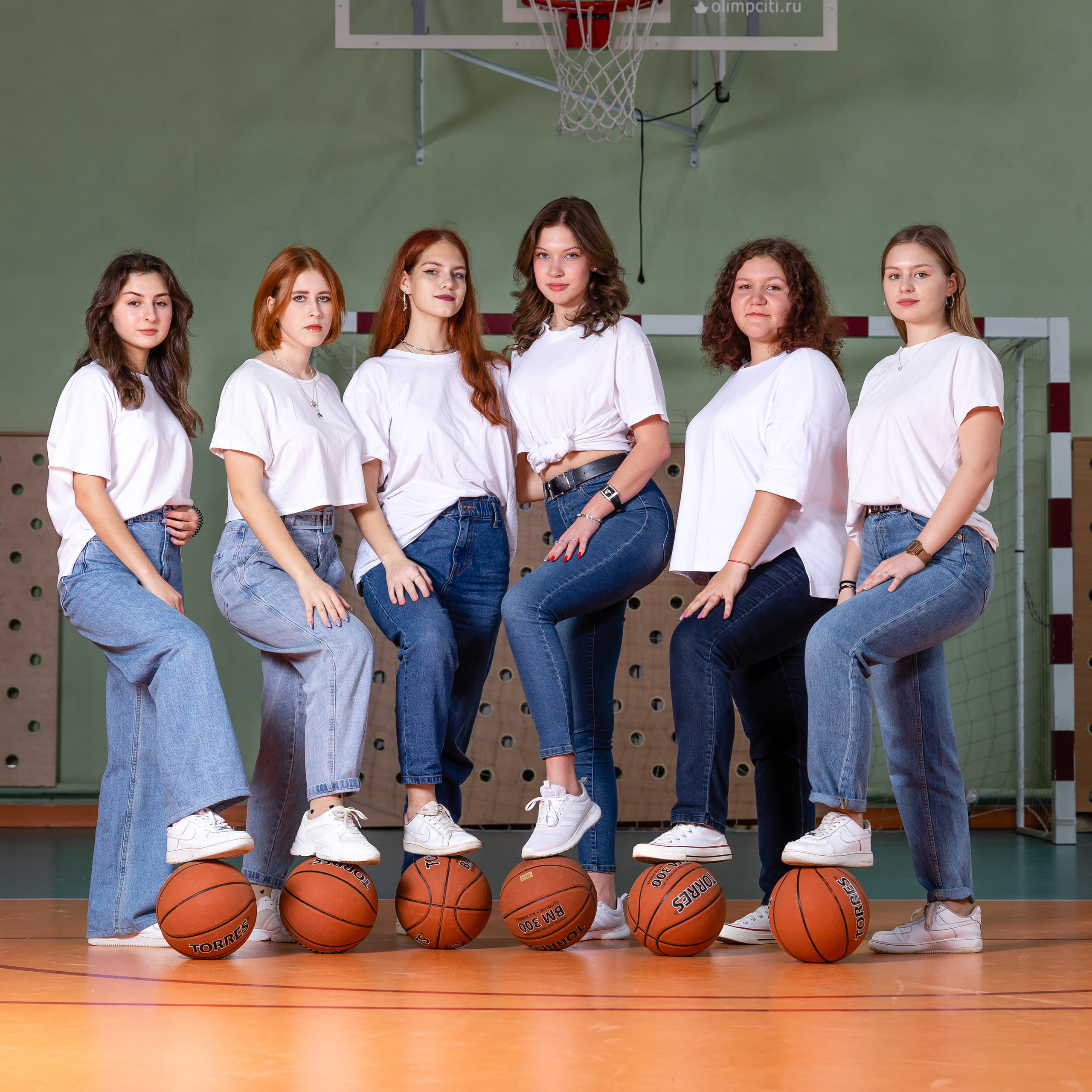 Варианты дизайна 9-11 класс. Школьный фотограф Саратов Золотарь Ольга