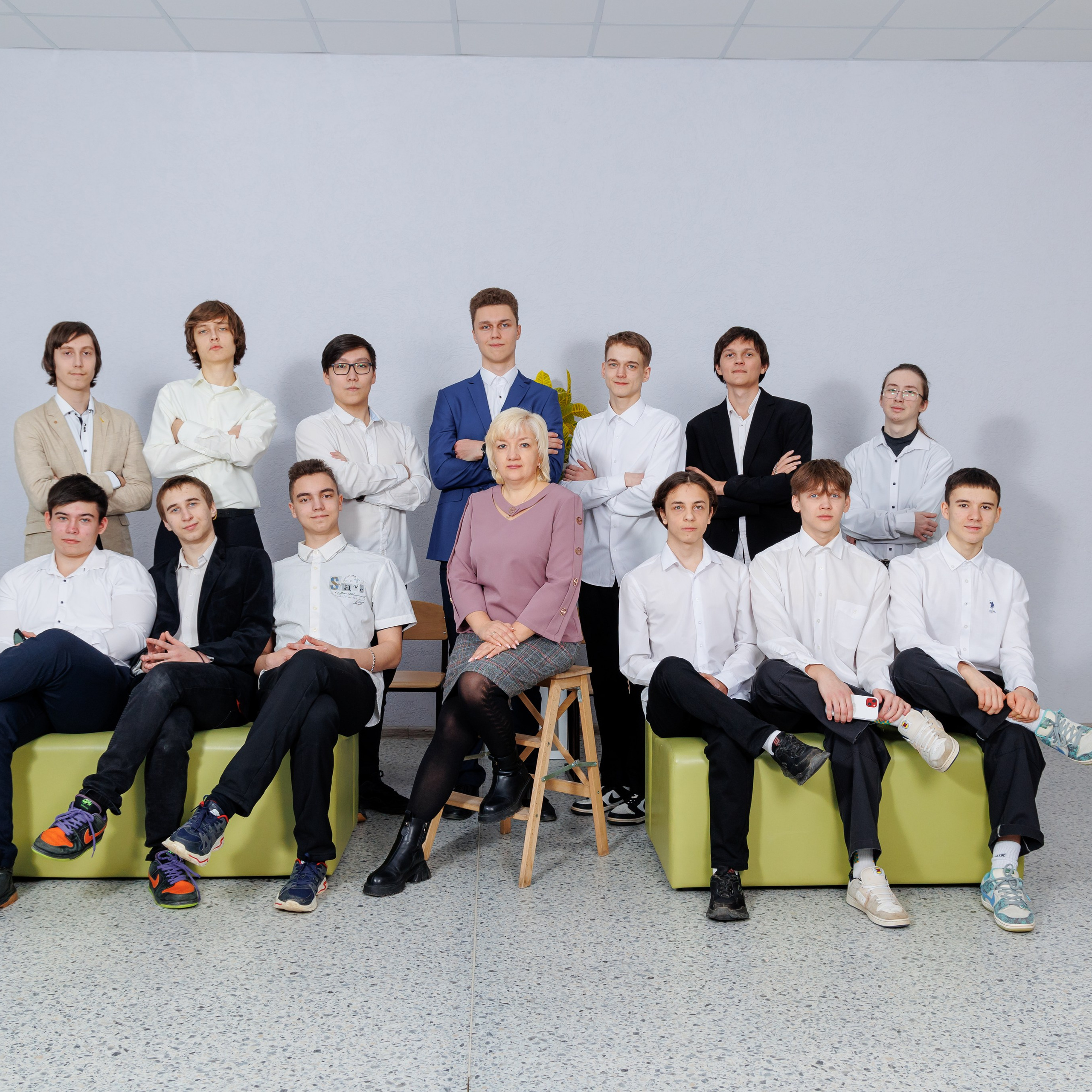 Варианты дизайна 9-11 класс. Школьный фотограф Саратов Золотарь Ольга