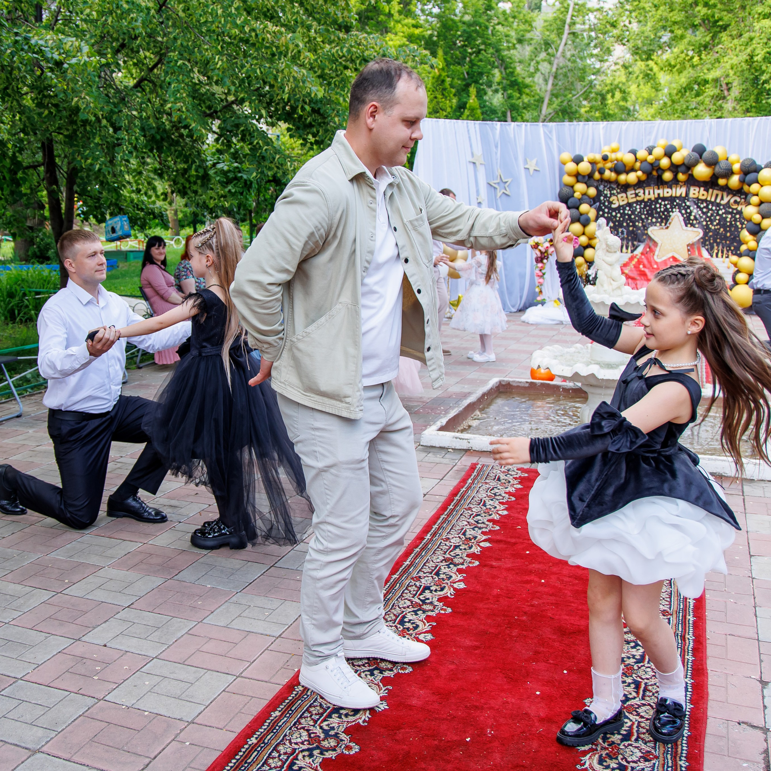 Варианты дизайна садика. Школьный фотограф Саратов Золотарь Ольга