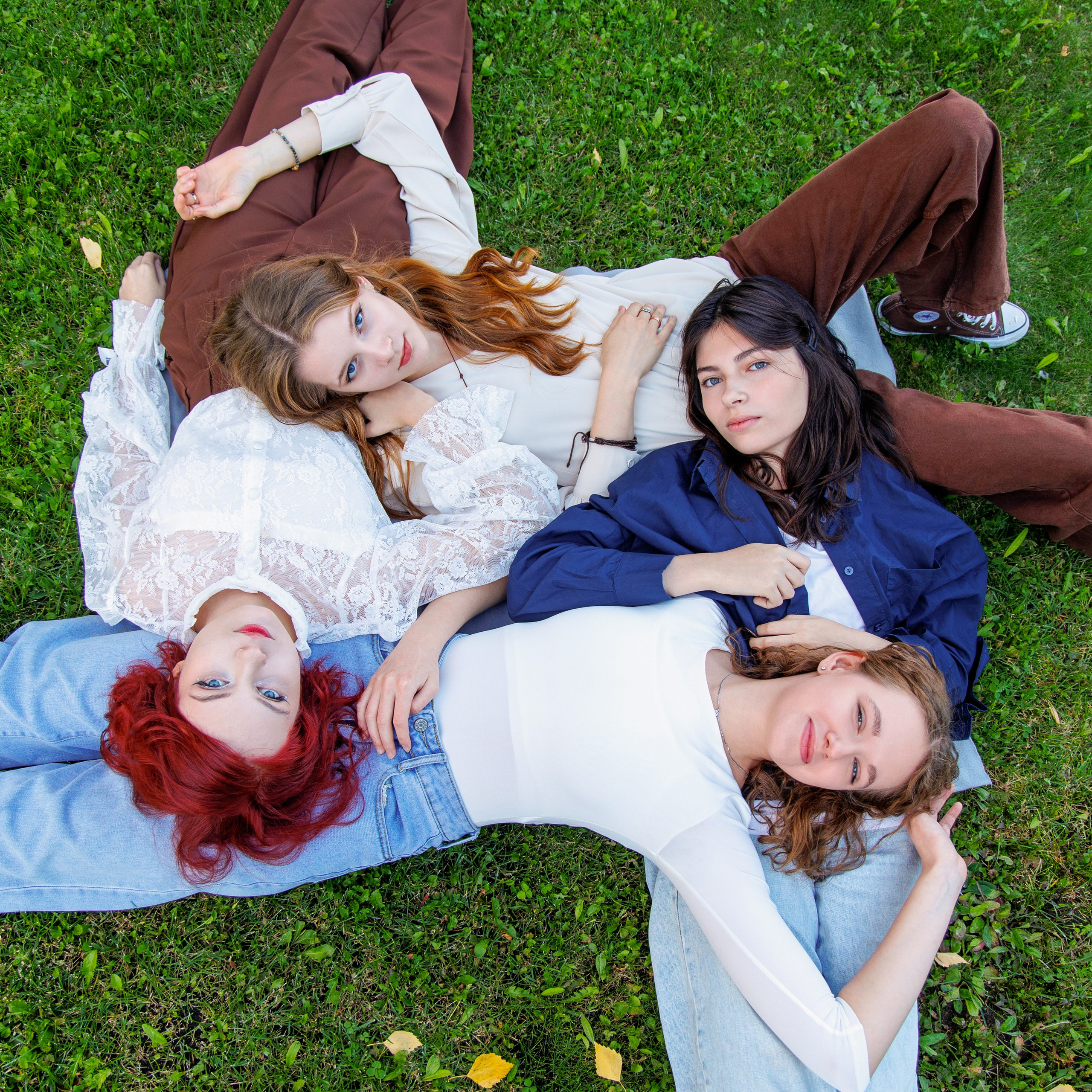 Варианты дизайна 9-11 класс. Школьный фотограф Саратов Золотарь Ольга