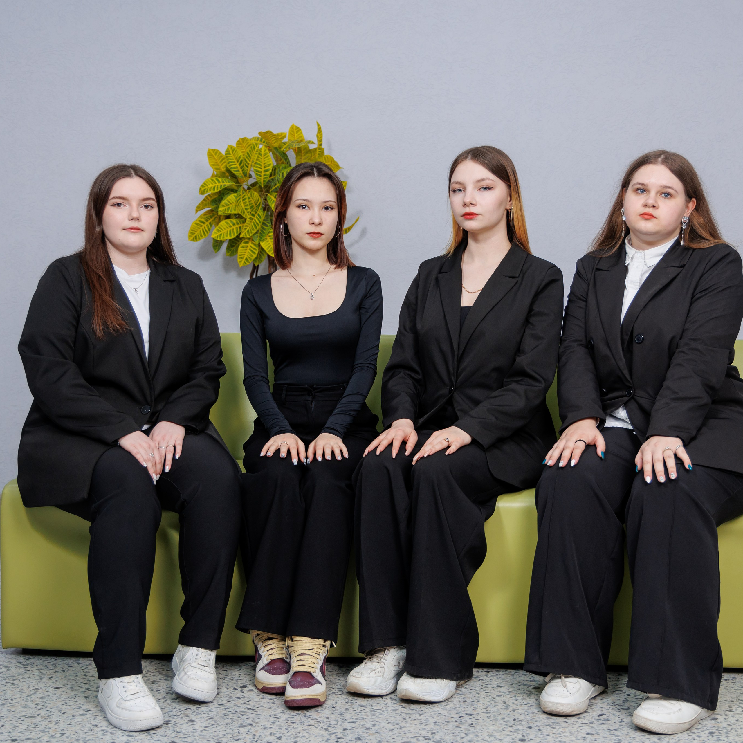 Варианты дизайна 9-11 класс. Школьный фотограф Саратов Золотарь Ольга