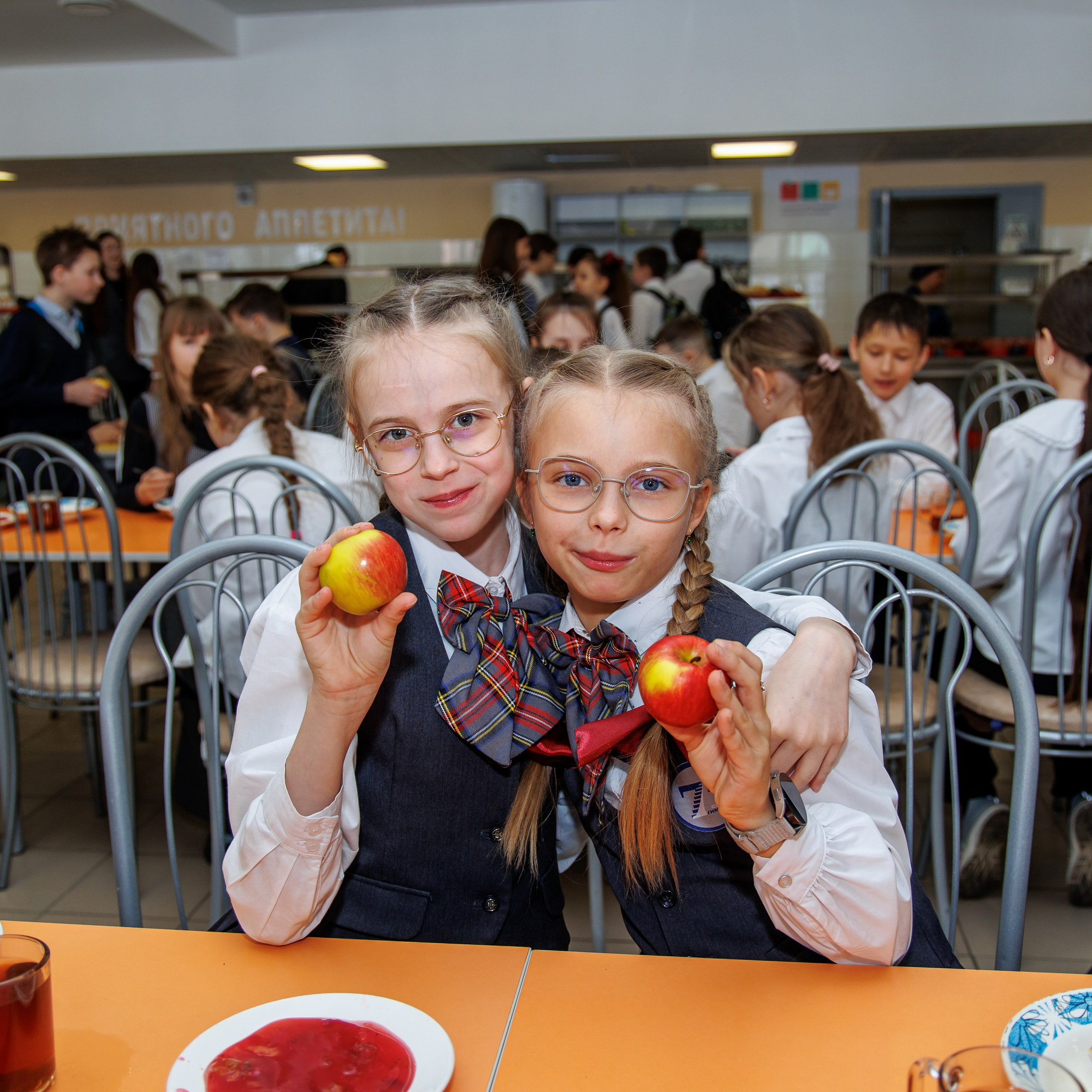 Варианты дизайна для 1-4 классов. Школьный фотограф Саратов Золотарь Ольга