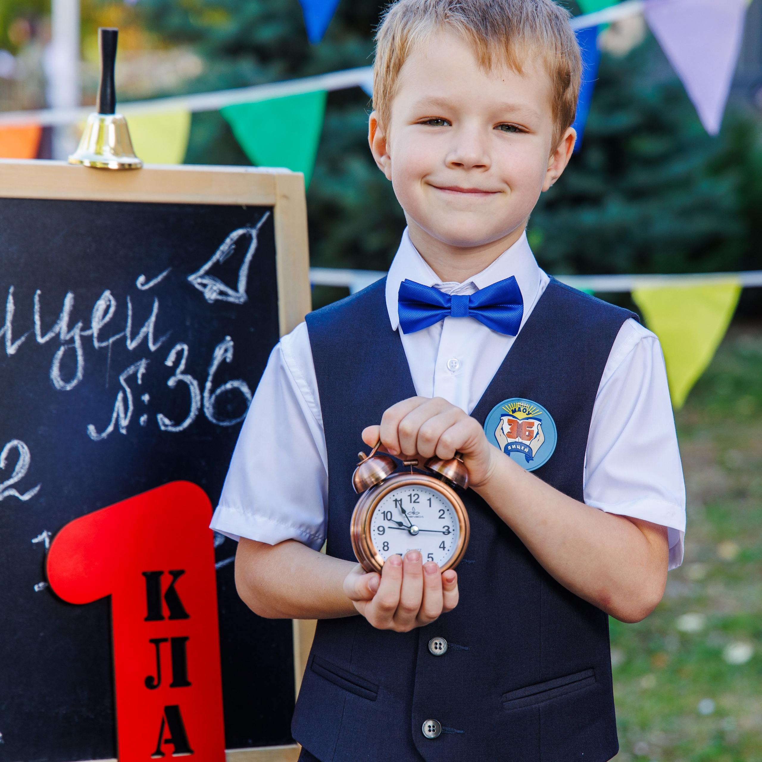 Варианты первоклашка. Школьный фотограф Саратов Золотарь Ольга