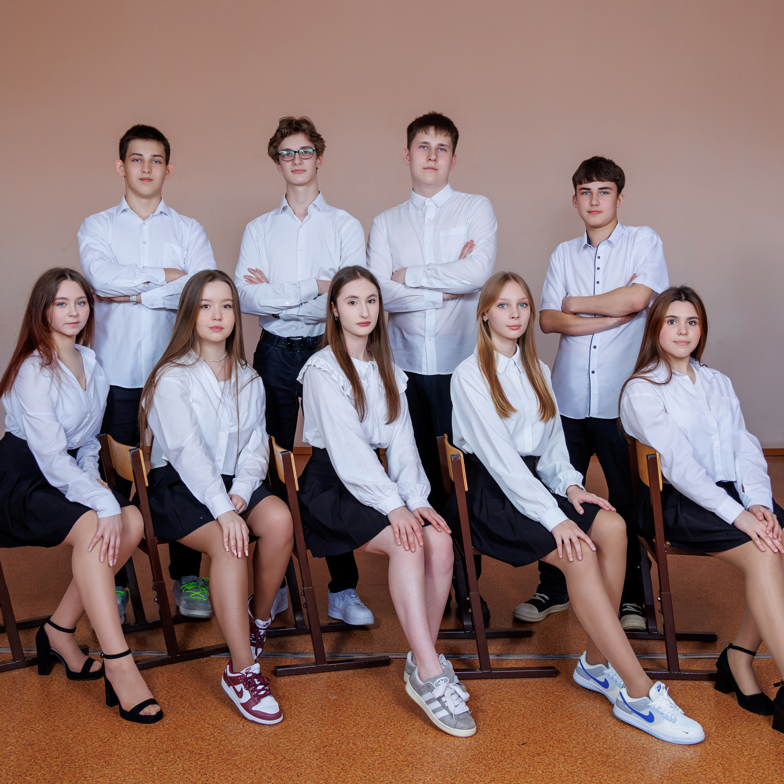 Варианты дизайна 9-11 класс. Школьный фотограф Саратов Золотарь Ольга