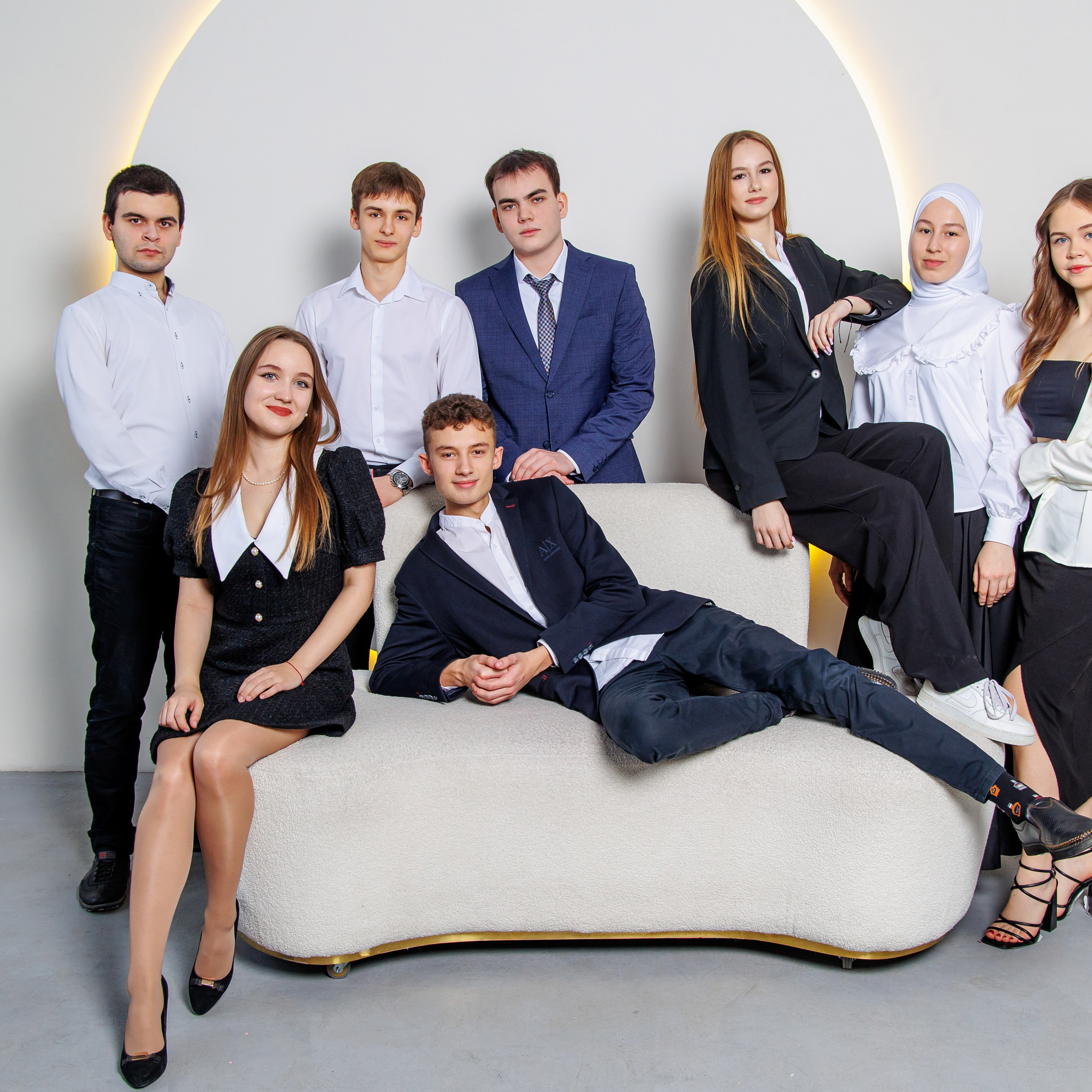 Варианты дизайна 9-11 класс. Школьный фотограф Саратов Золотарь Ольга