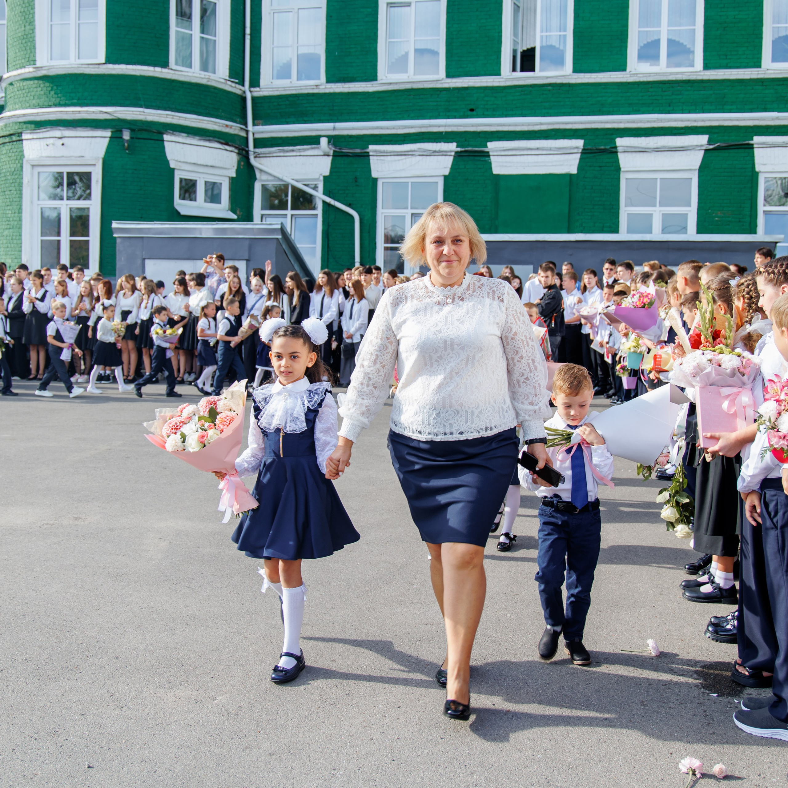 Варианты первоклашка. Школьный фотограф Саратов Золотарь Ольга