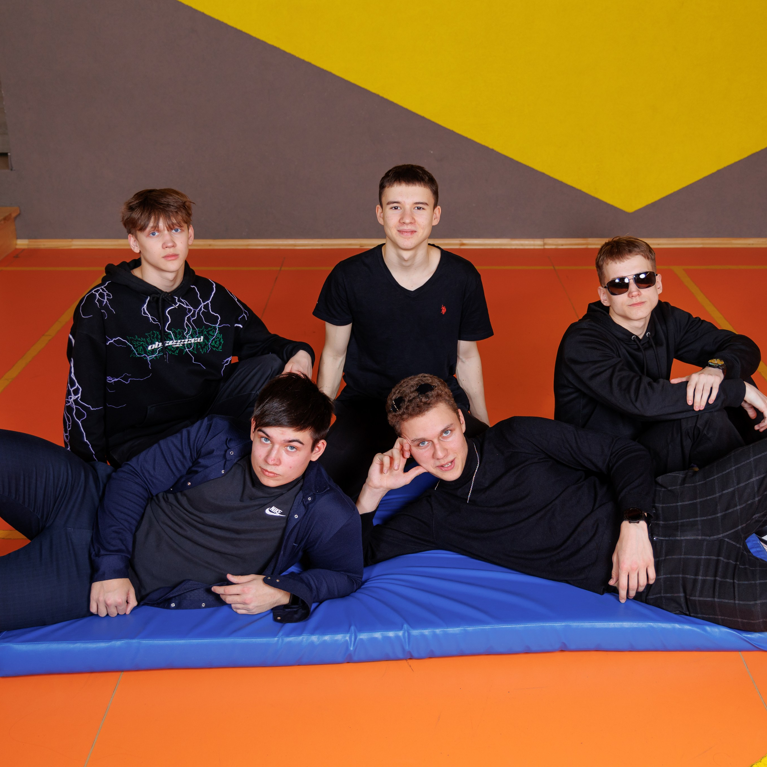 Варианты дизайна 9-11 класс. Школьный фотограф Саратов Золотарь Ольга