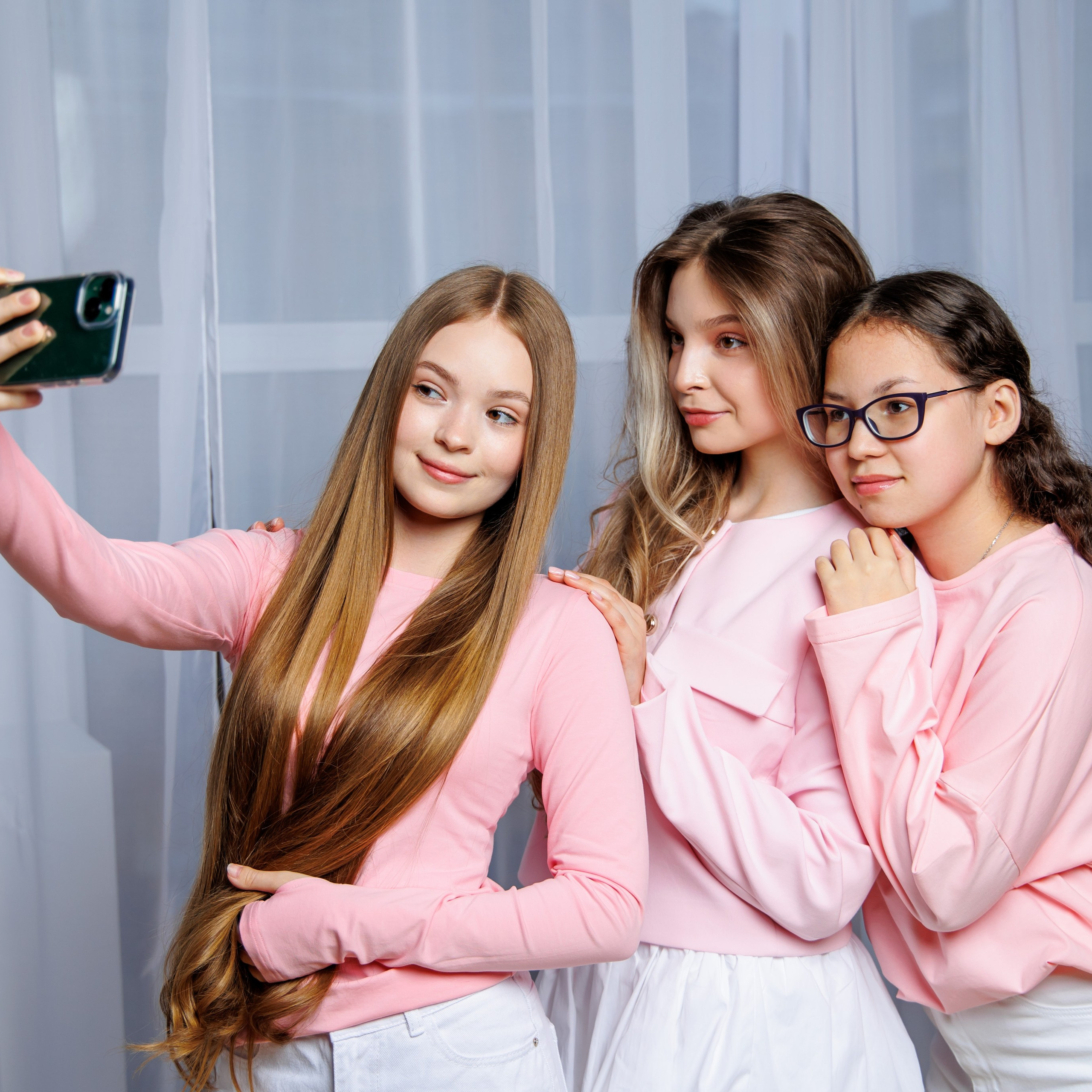 Варианты дизайна 9-11 класс. Школьный фотограф Саратов Золотарь Ольга